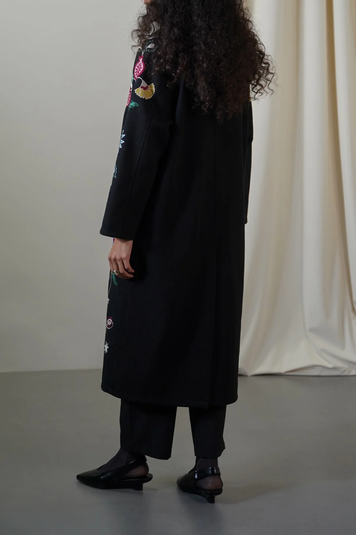 BOUTIQUE EMBROIDERED LONG COAT - Image 7