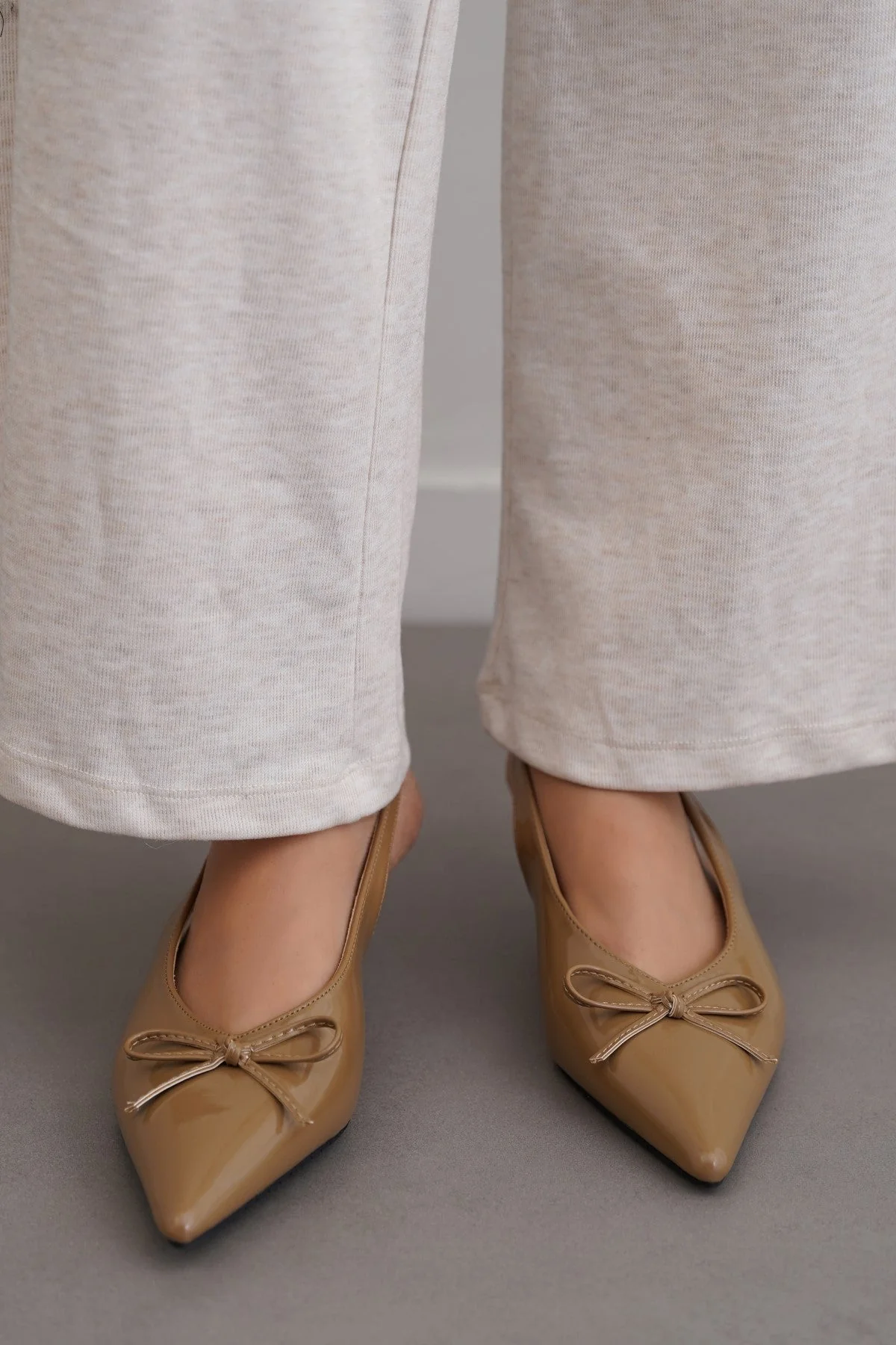 BOW CHARM HEELS - Image 2
