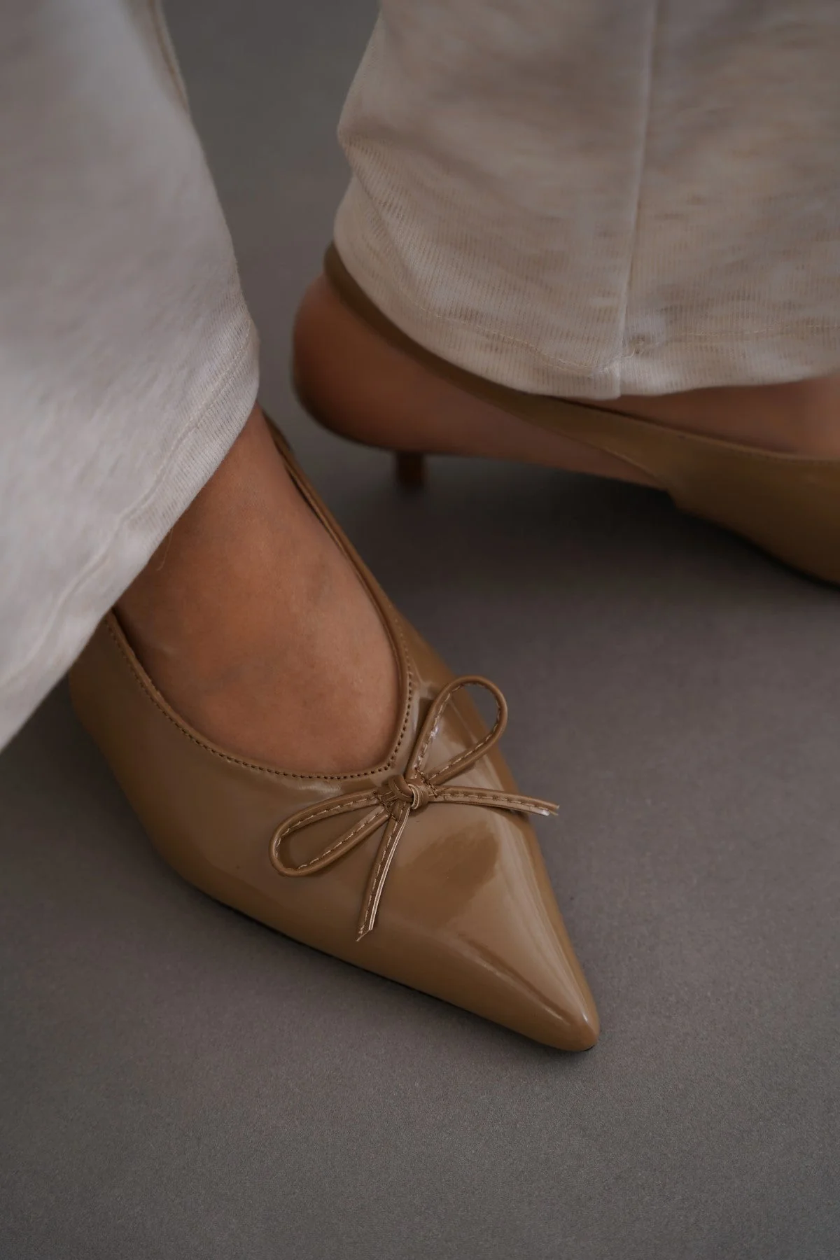 BOW CHARM HEELS - Image 4