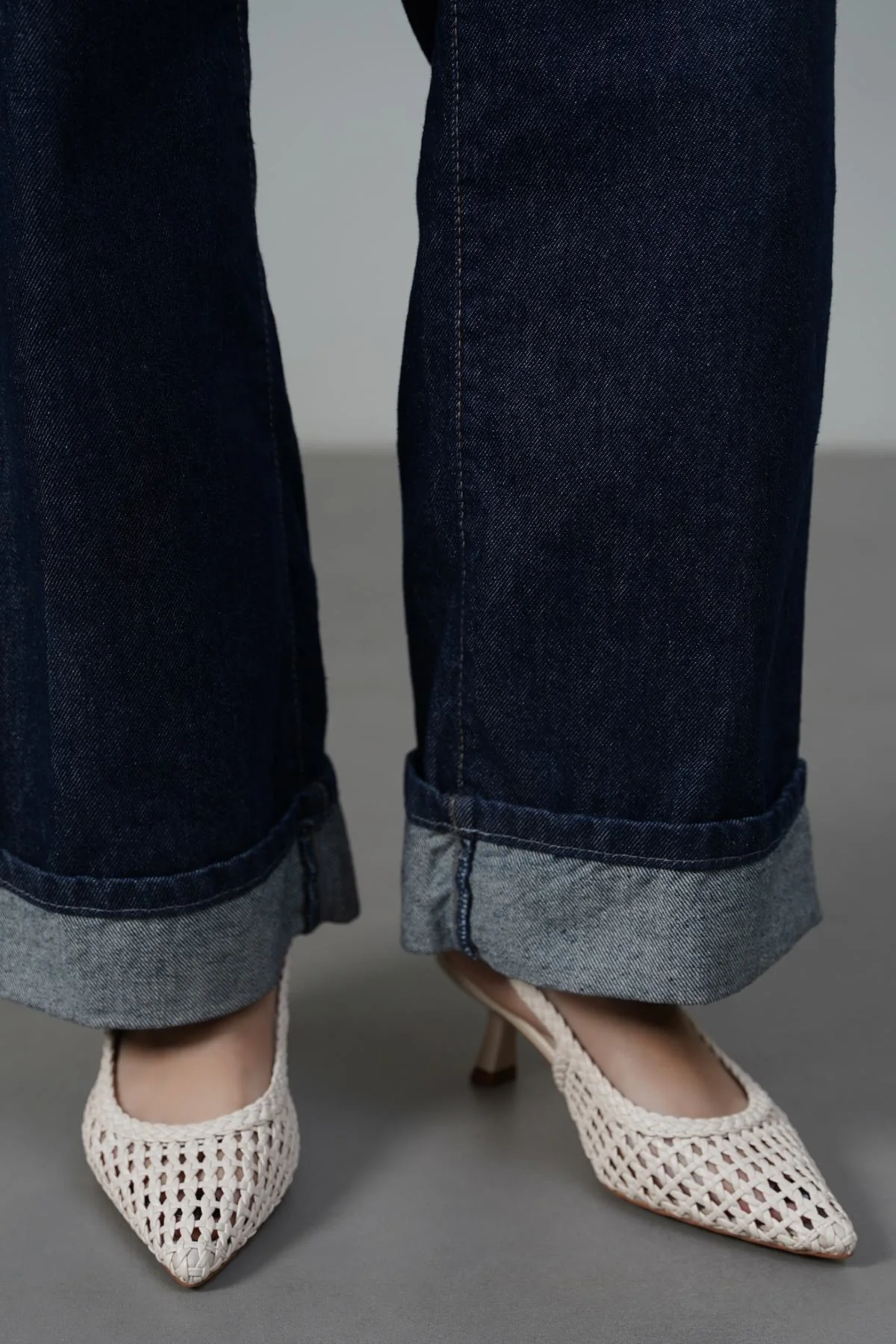 BREW BAR HEELS - Image 2