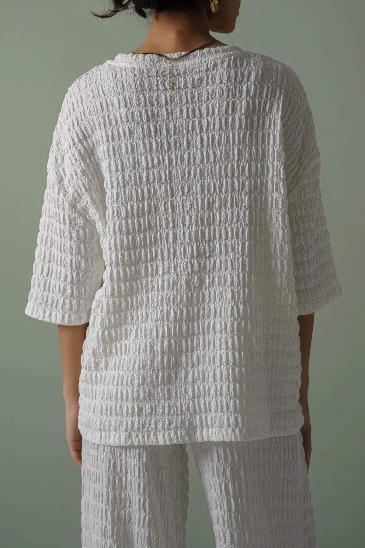 BUBBLE CRINKLE TEE - Image 4