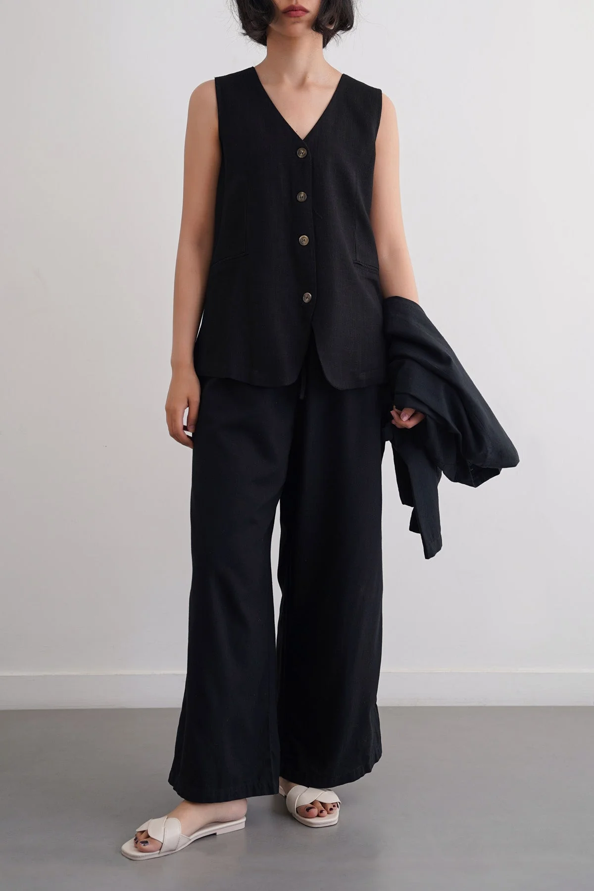CASUAL LINEN VEST - Image 4