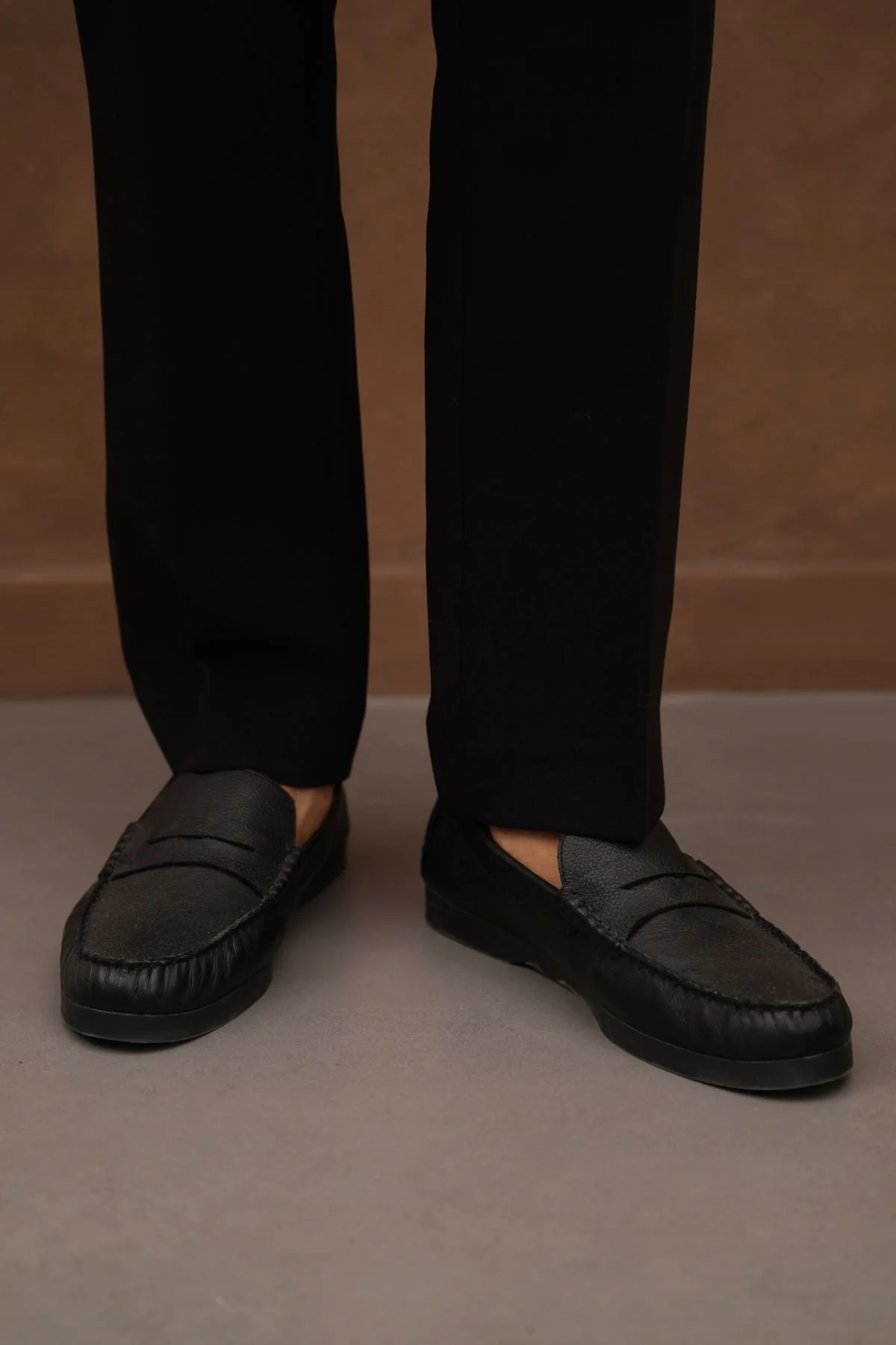 CLASSIC LEATHER LOAFERS - Image 3