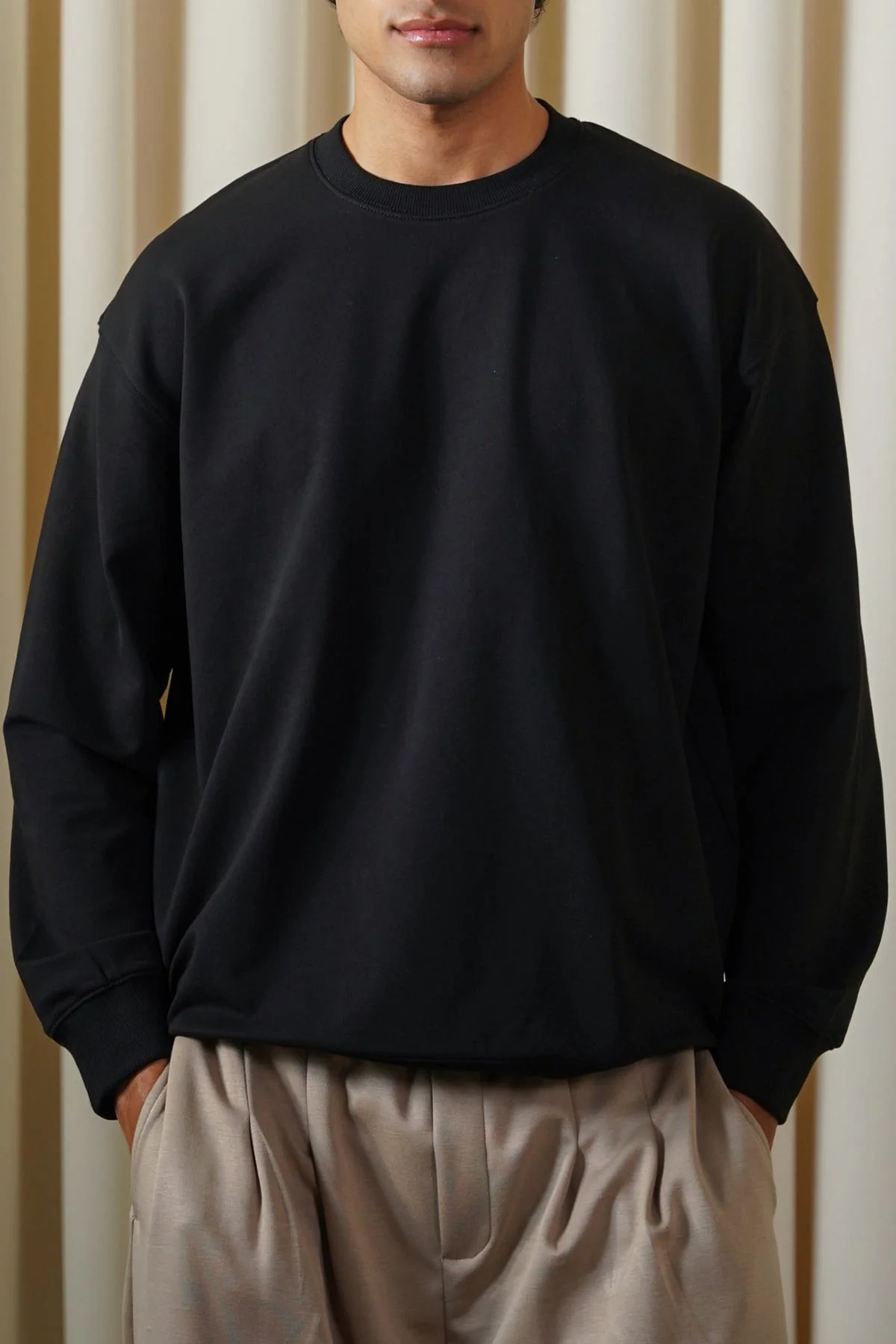 CLASSIC SWEATSHIRT - Image 4