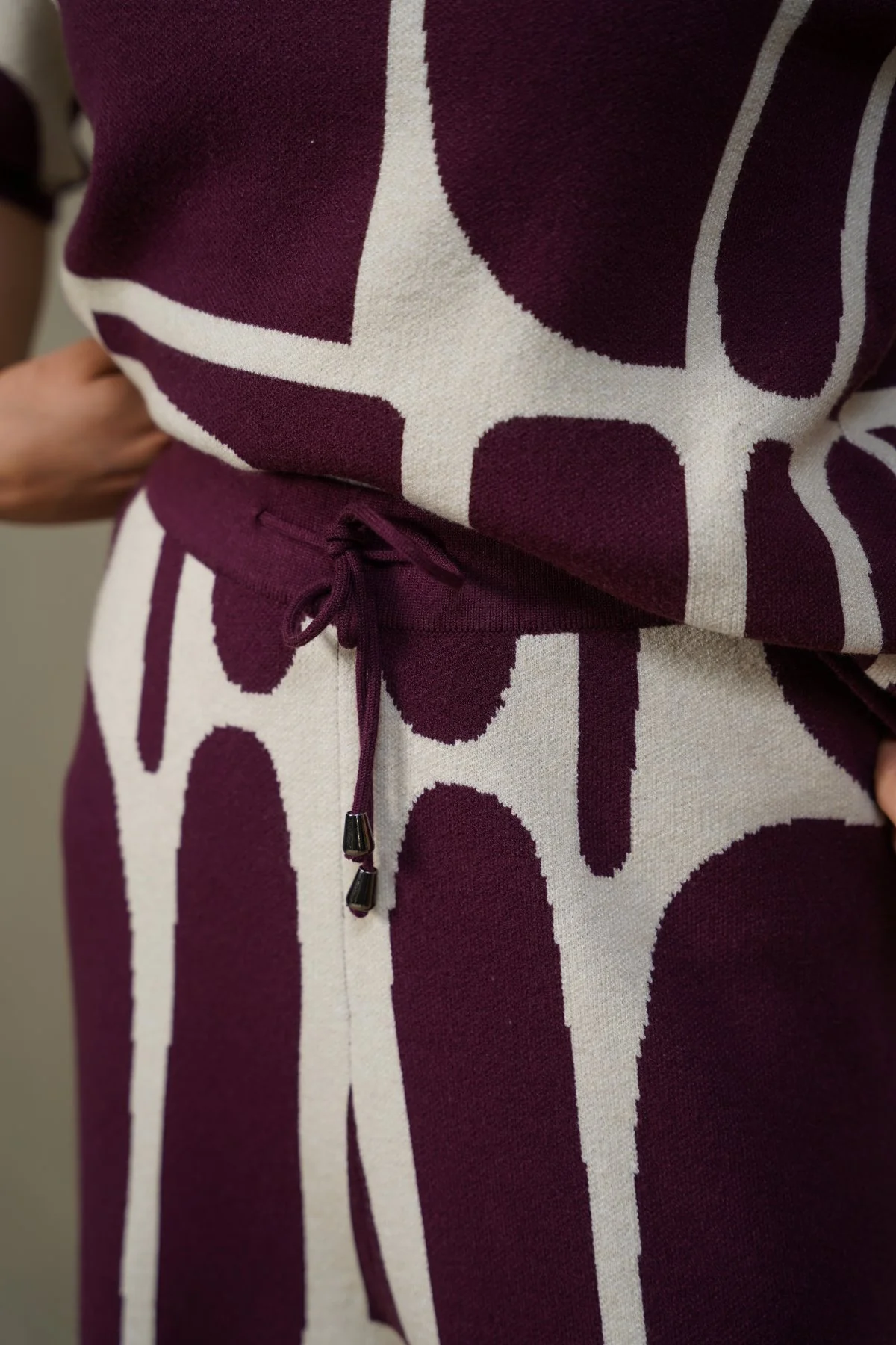 COLORBLOCK SWEATER PANTS - Image 3