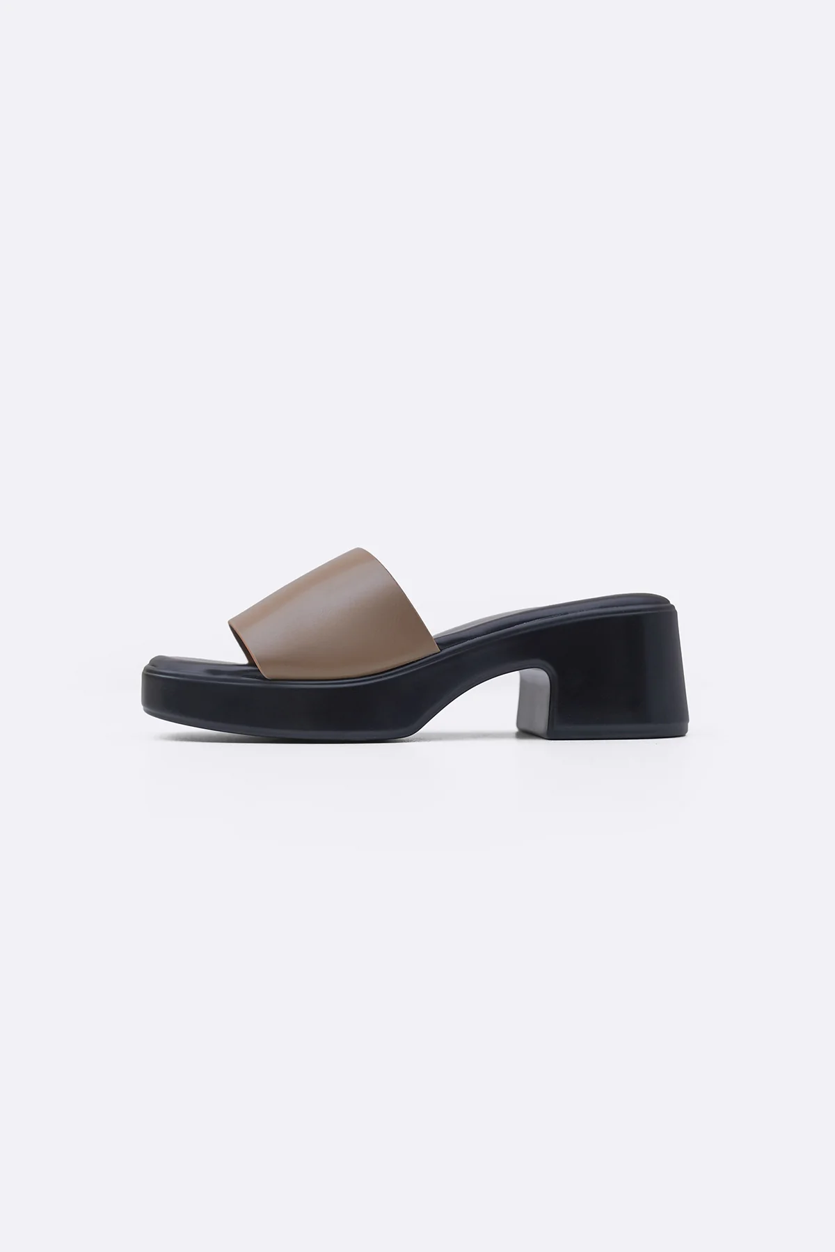 EASY BLOCK HEELS