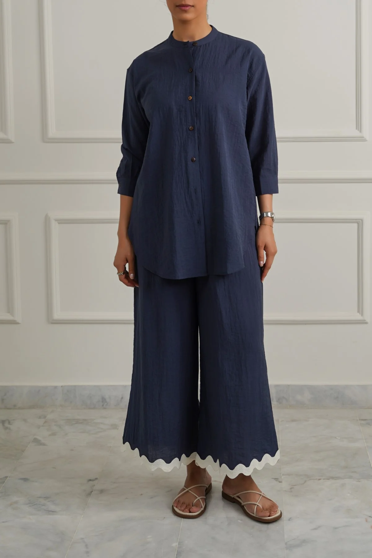 ESSENTIAL BREEZE SHIRT - Image 4