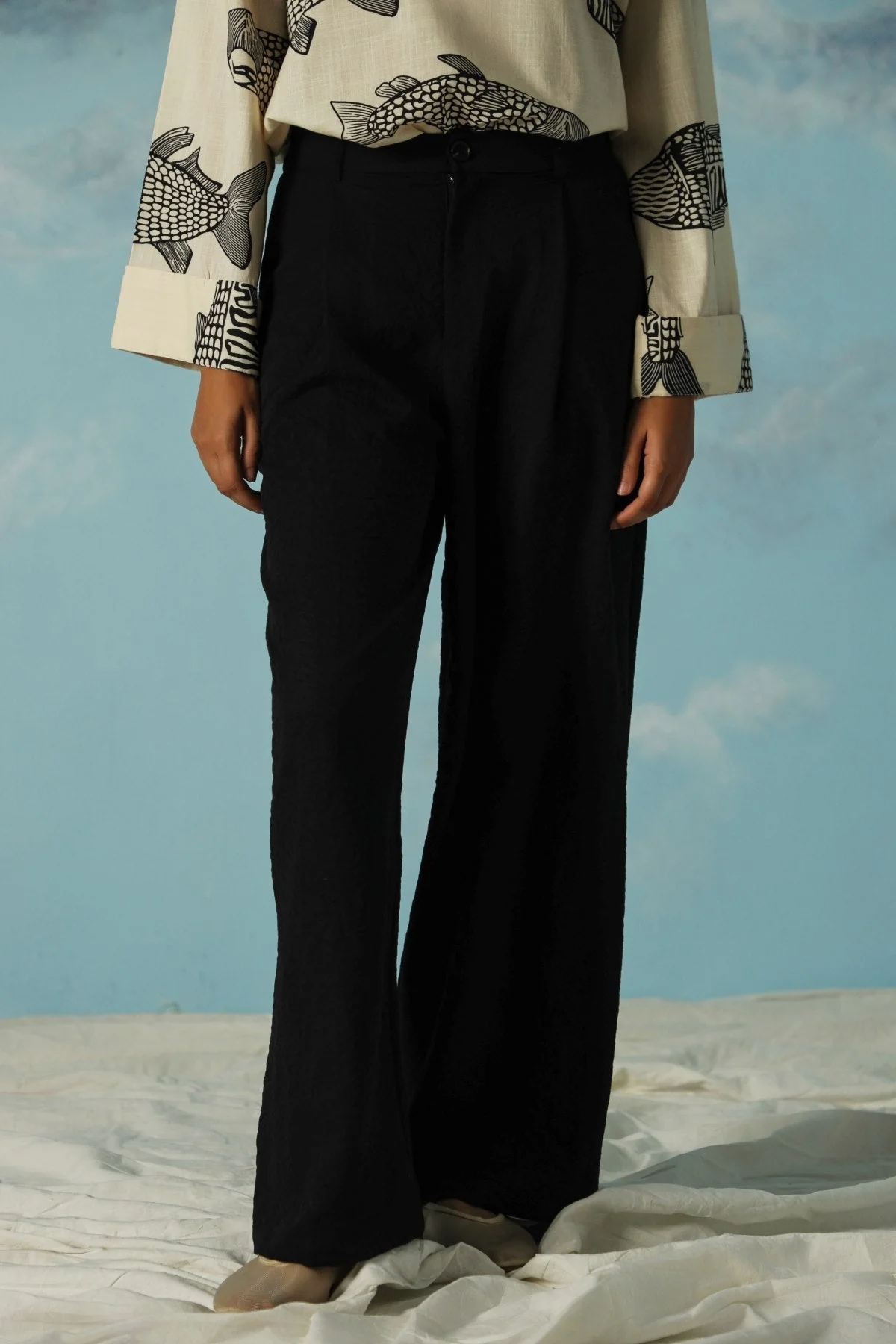 ESSENTIAL PLEATED PANTS - Image 3