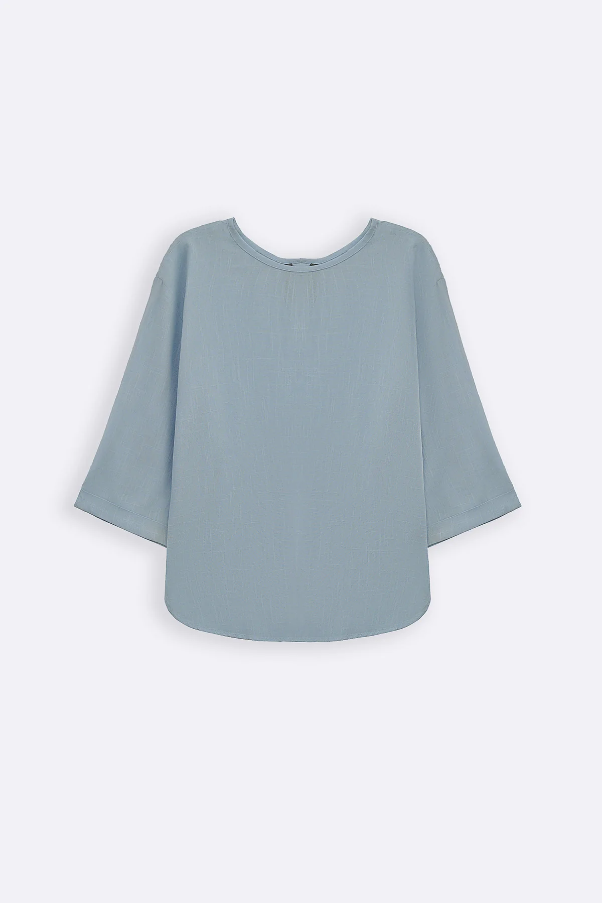 EVERYDAY BACK BUTTON BLOUSE - Image 3