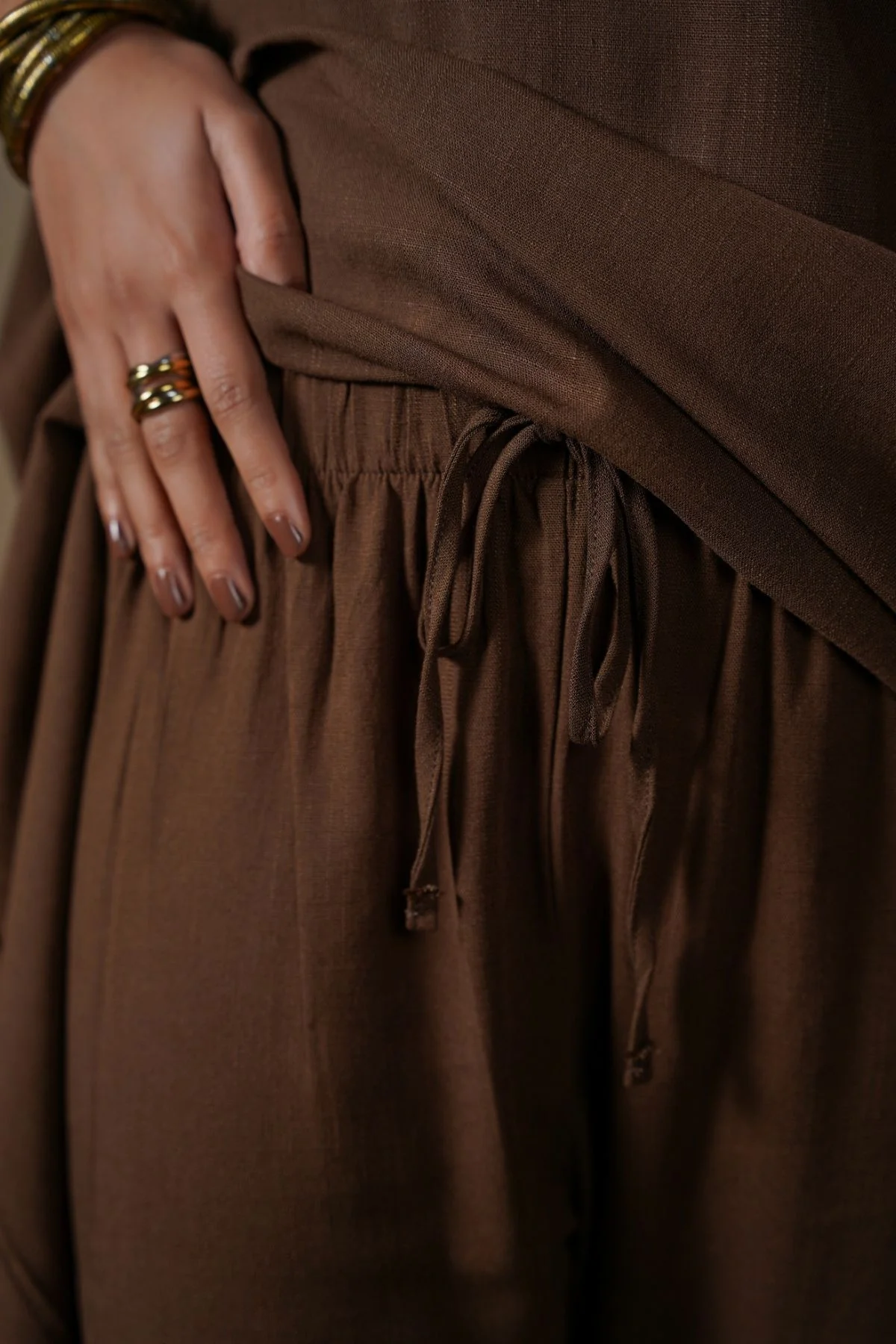 EVERYDAY LINEN BLEND PANTS - Image 2
