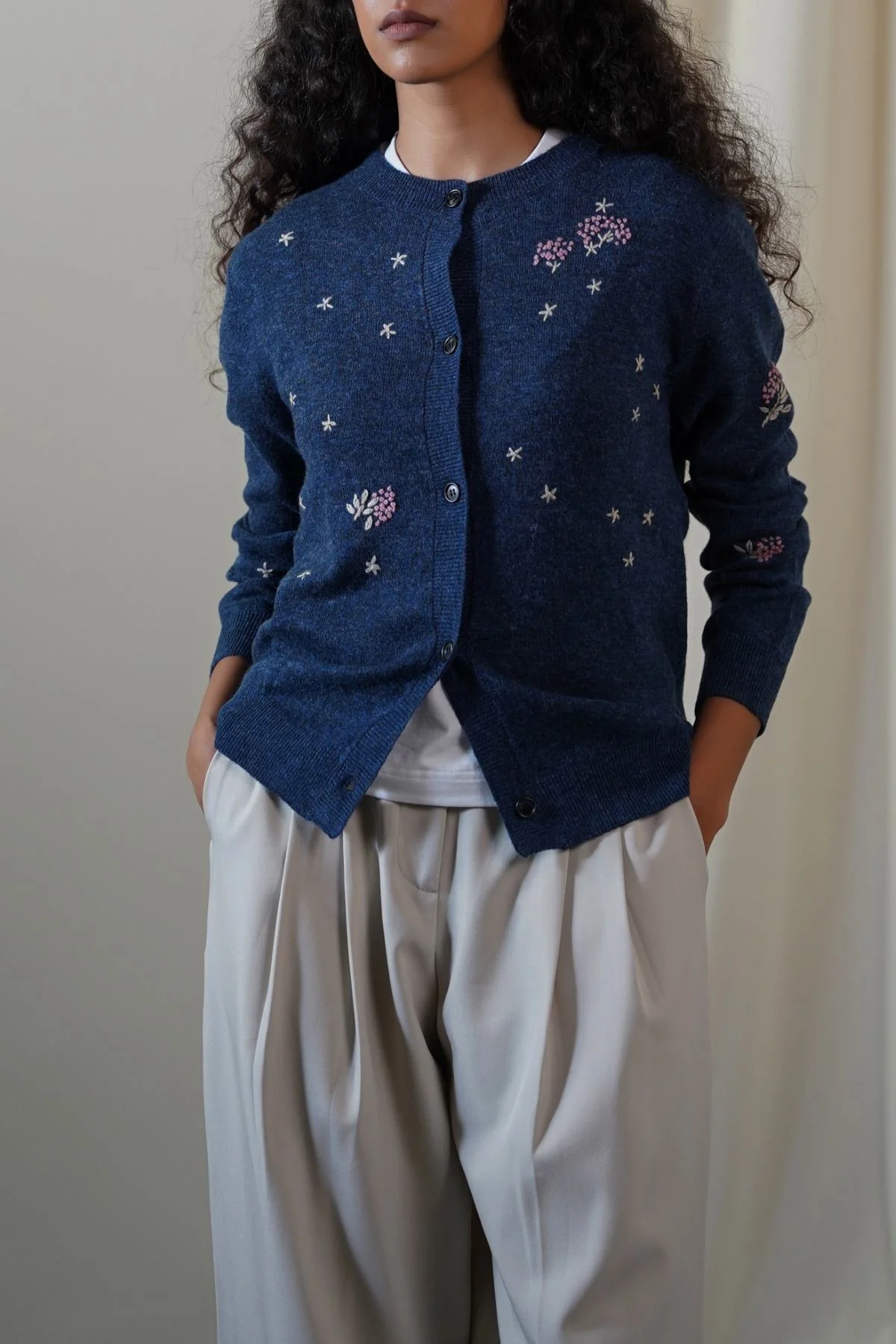 FEMME EMBROIDERED CARDIGAN - Image 7
