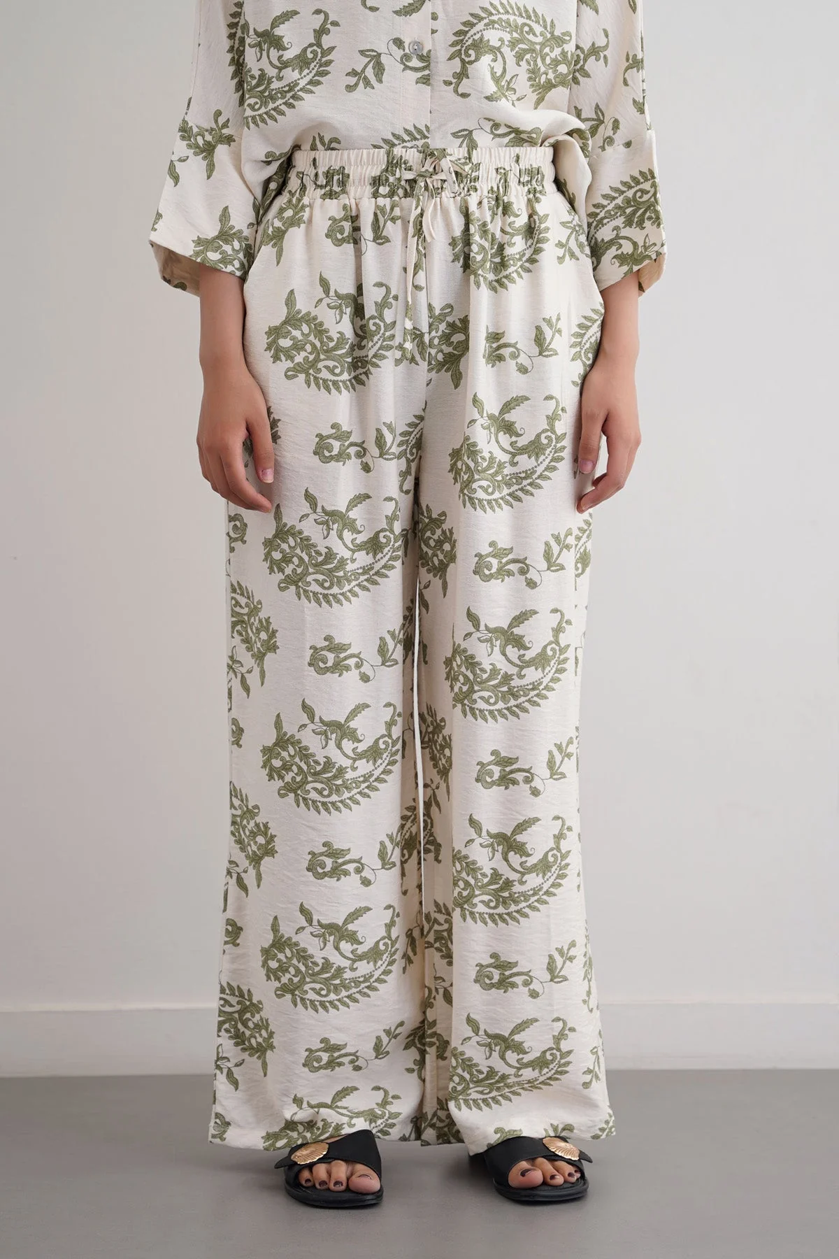GREEN BARCA PANTS
