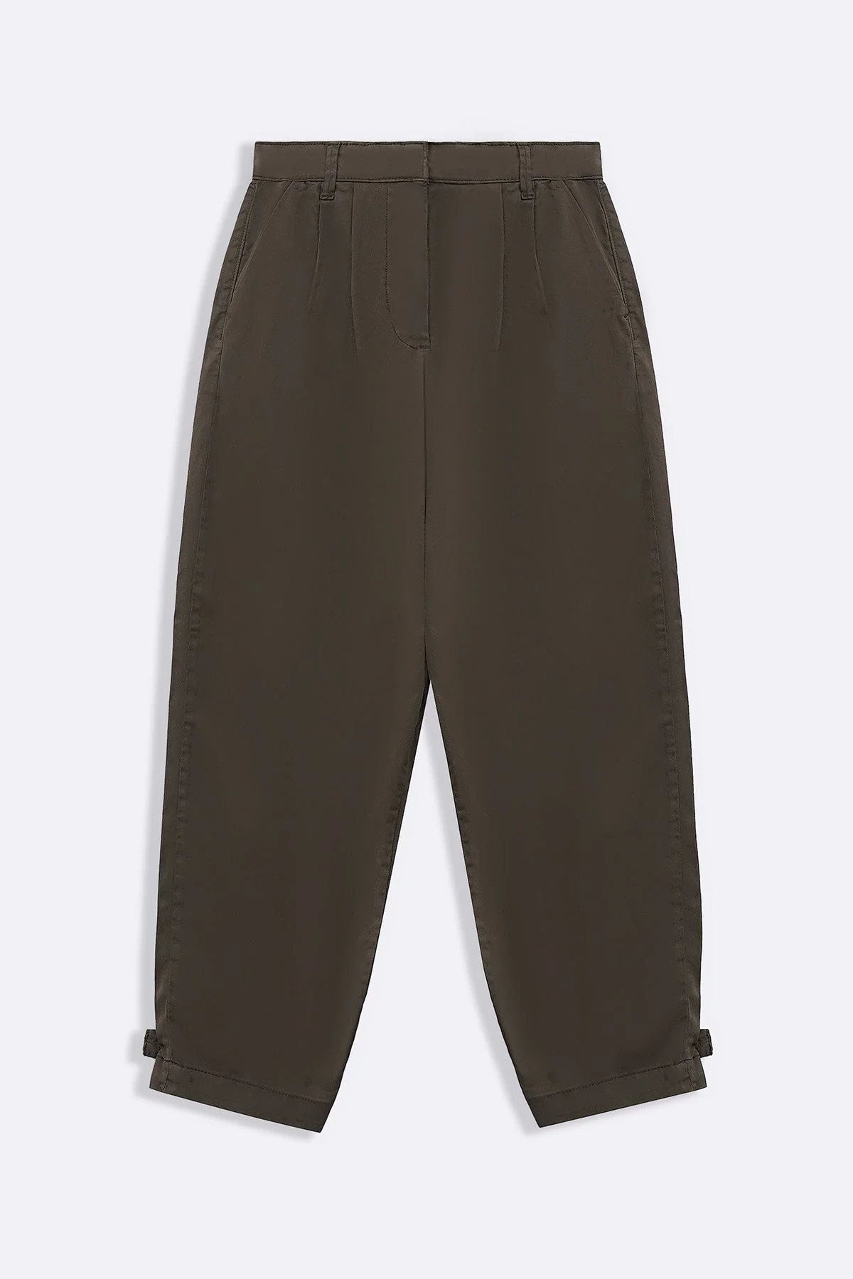 HIGH WAISTED MOM PANTS