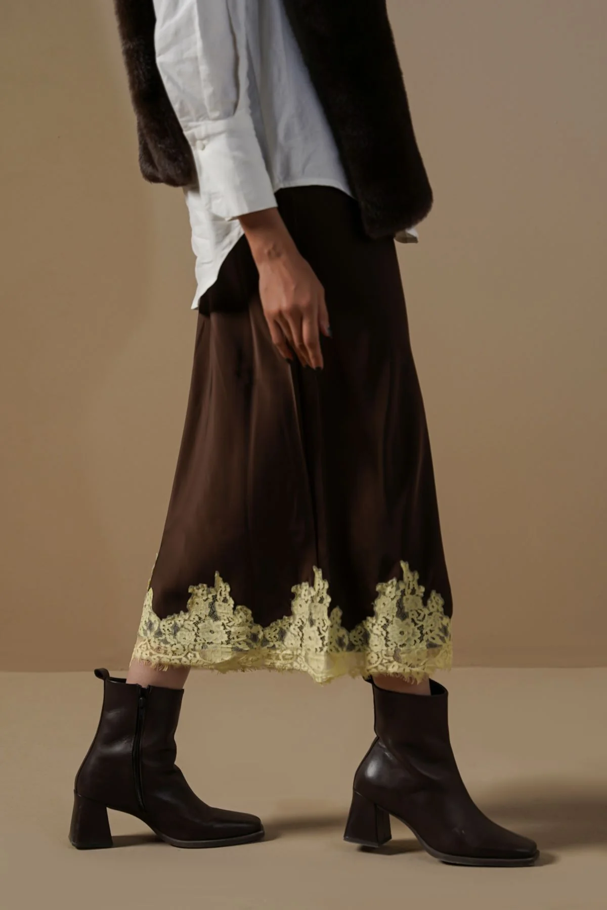 LACE AND SILK SKIRT - Image 5