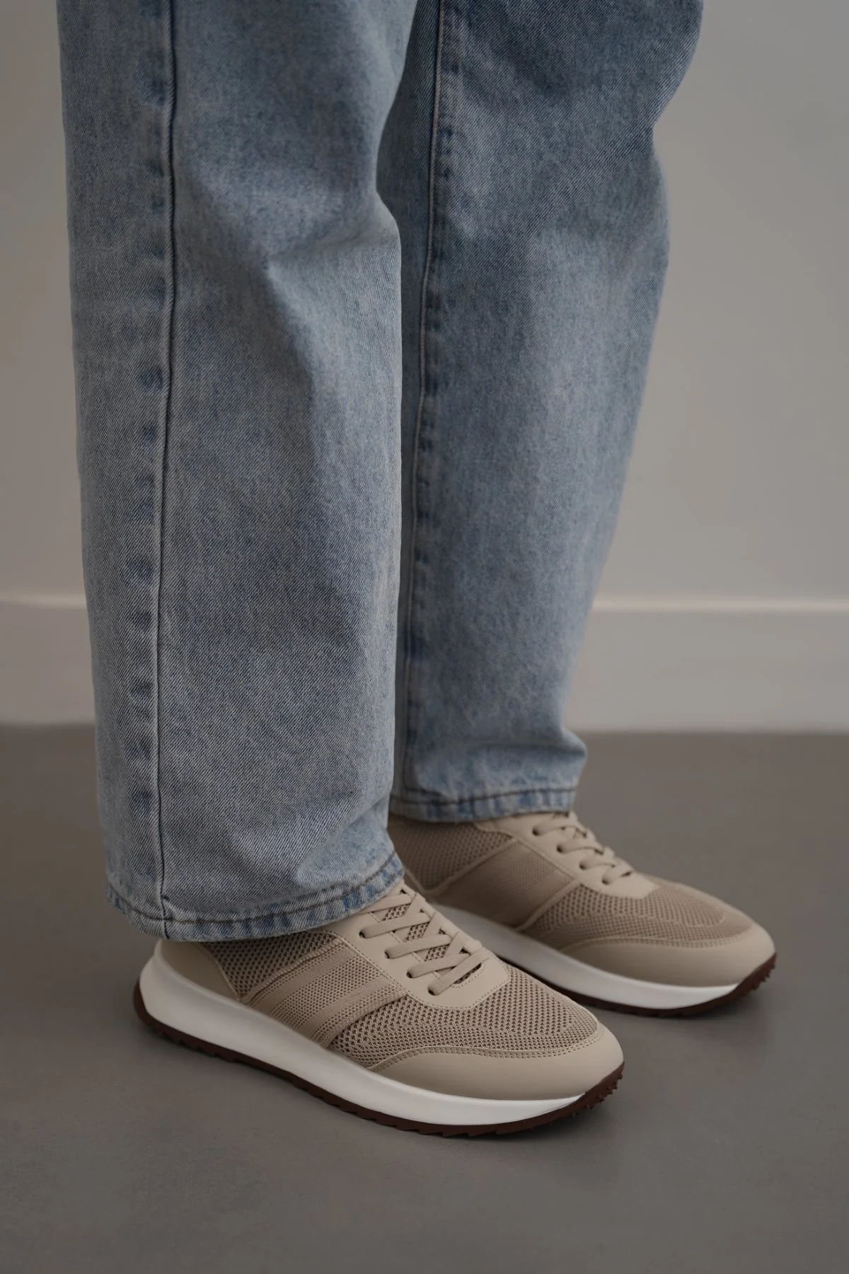 LACE-UP KNIT SNEAKERS - Image 3