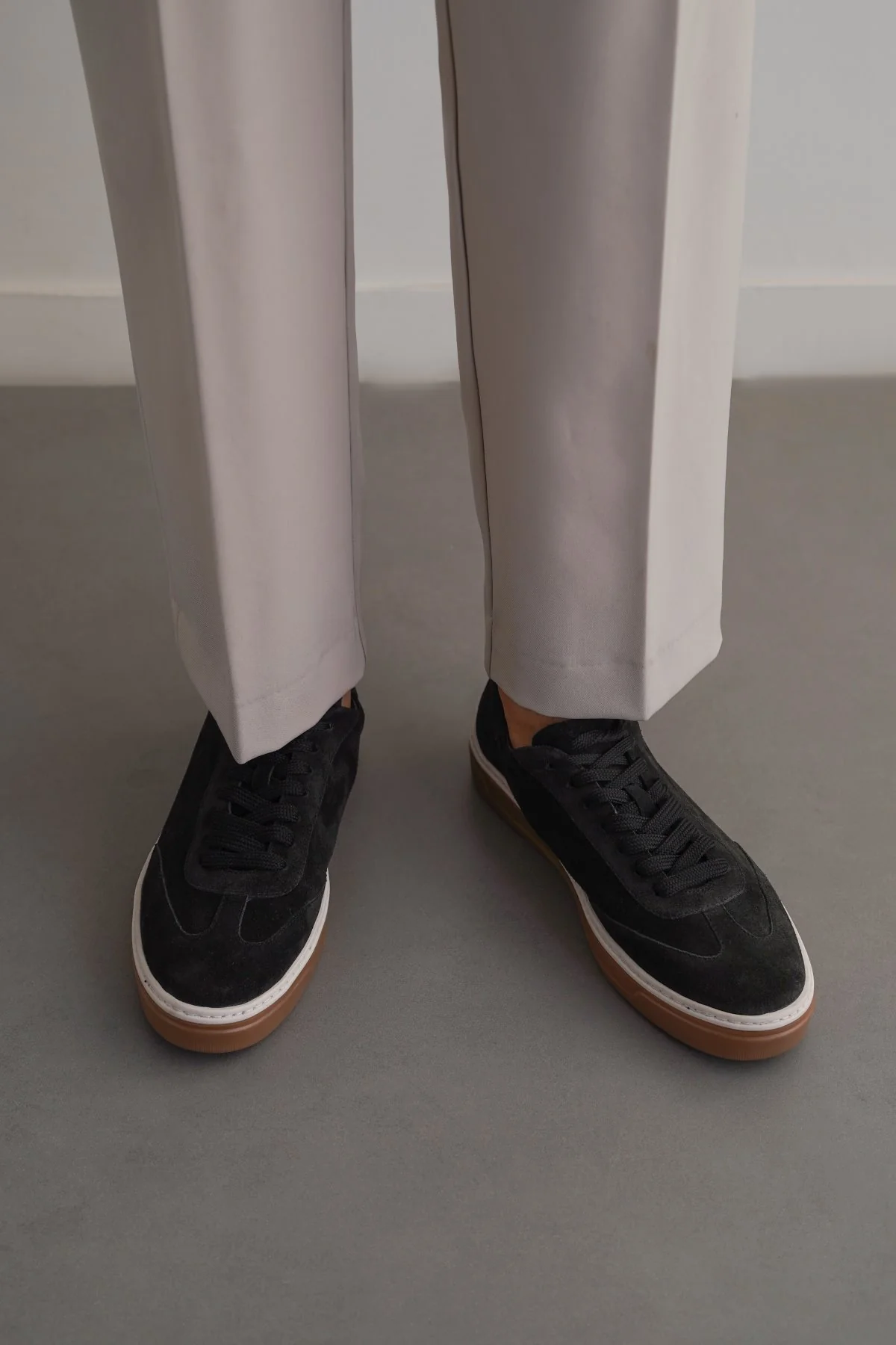 LACE-UP LEATHER SNEAKERS - Image 4
