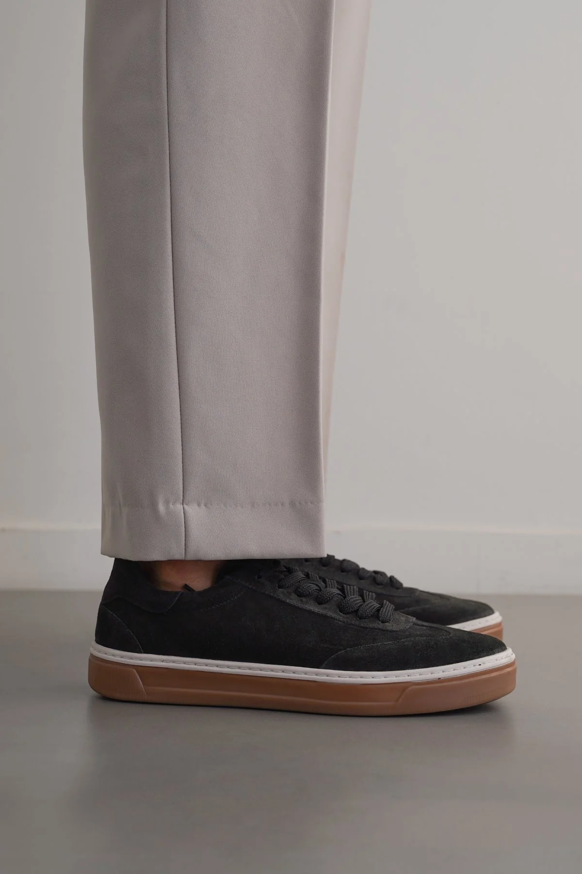 LACE-UP LEATHER SNEAKERS - Image 5
