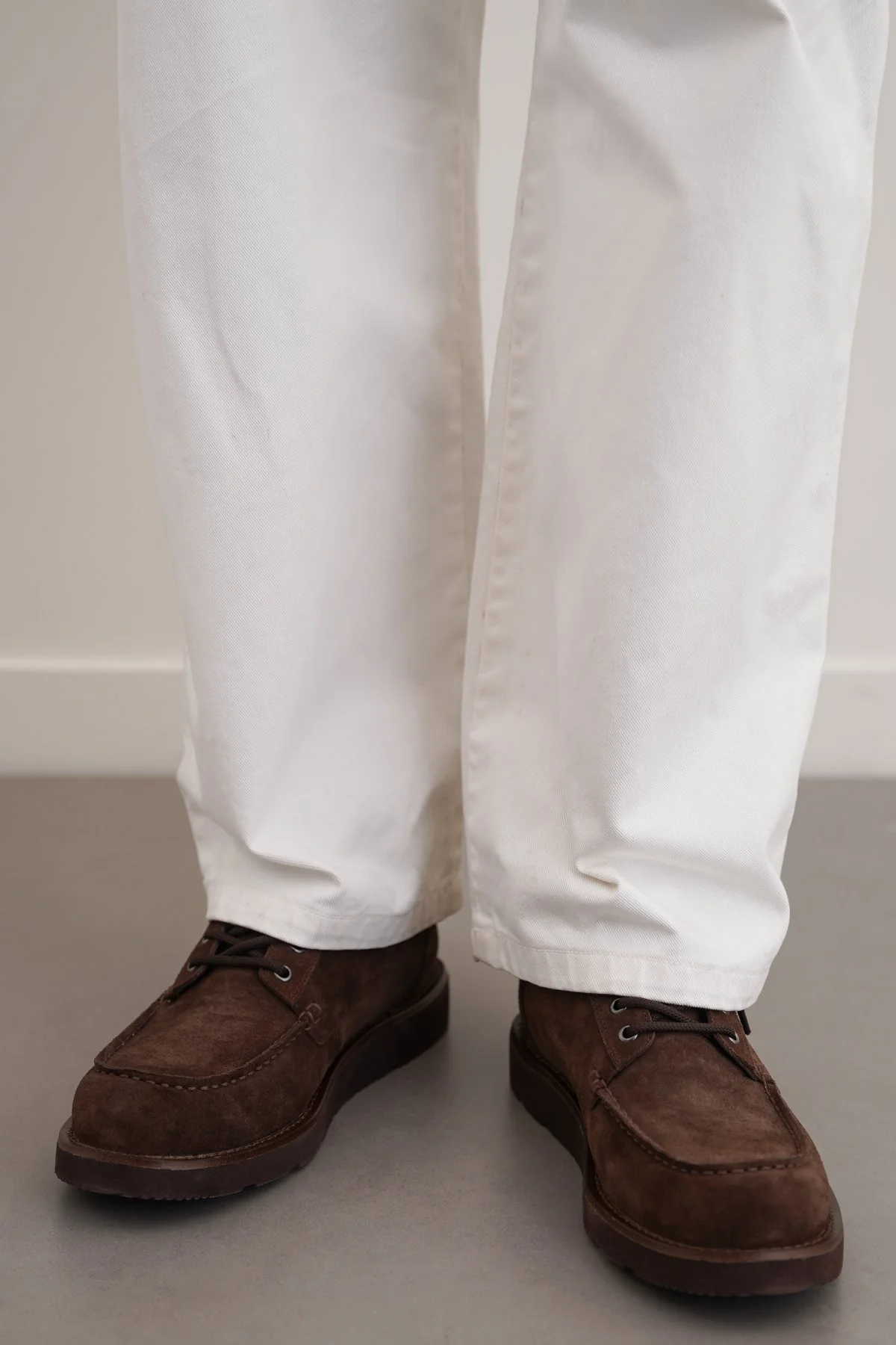 SUEDE HIGH-ANKLE BOOT - Image 2