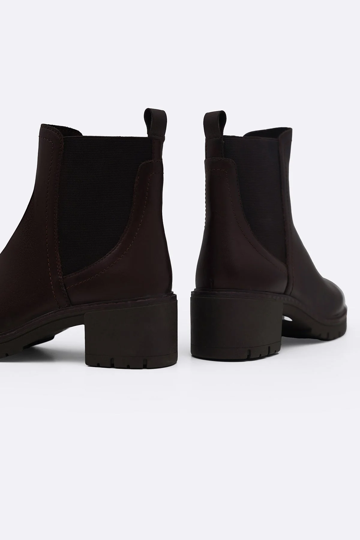 LEATHER CHELSEA BOOTS - Image 3