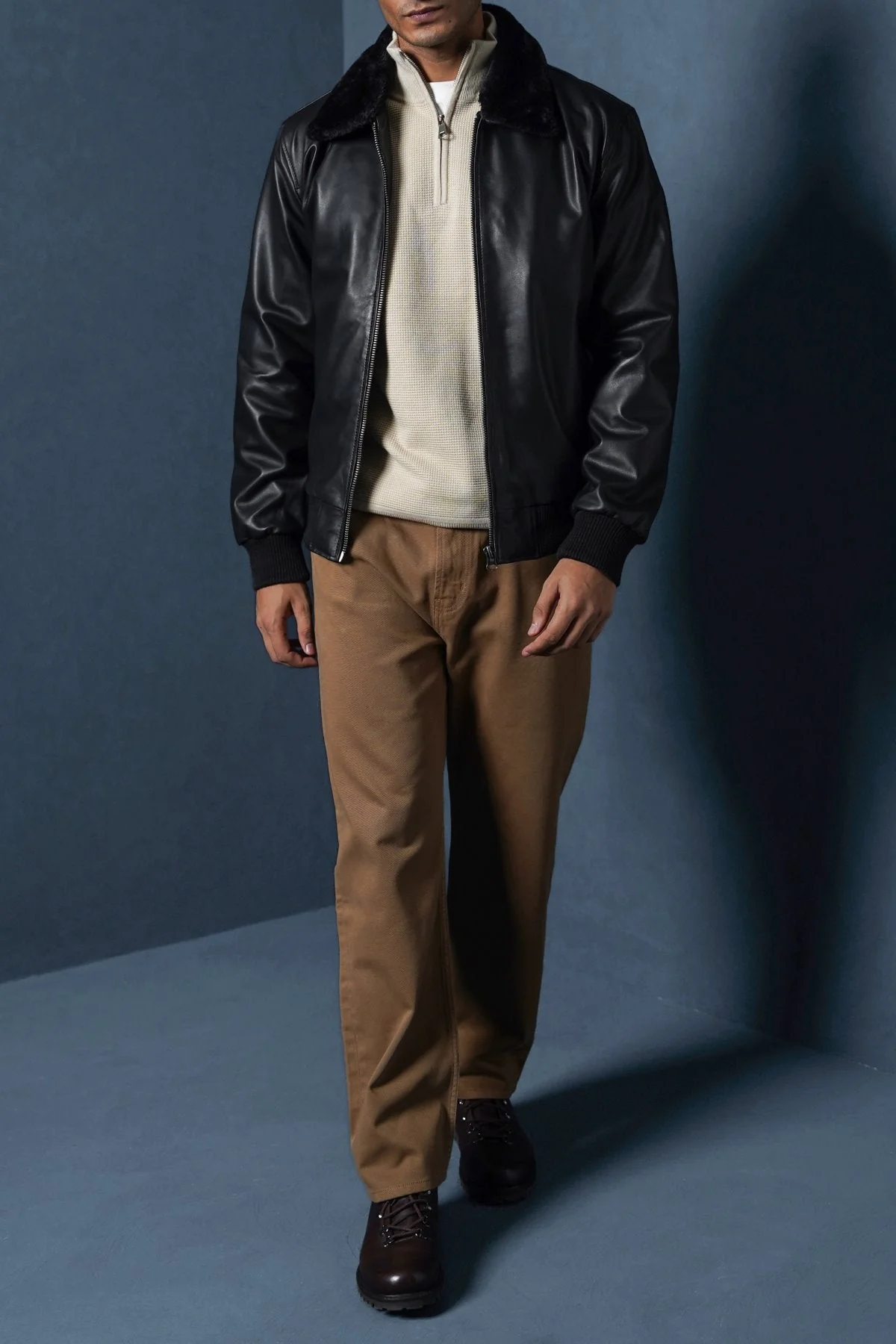 LEATHER JACKET WITH DETACHABLE COLLAR - Image 4