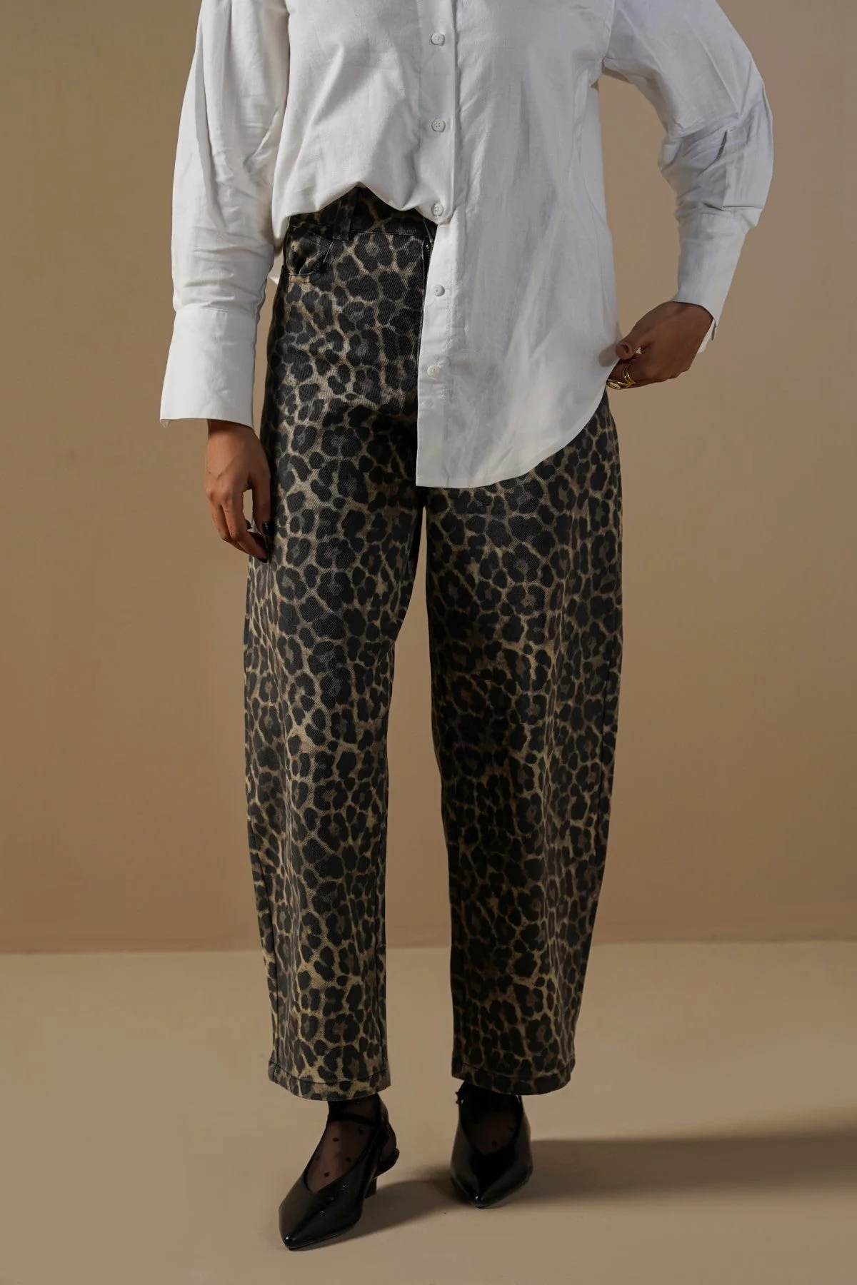 LEOPARD BARREL JEAN-PANT - Image 3