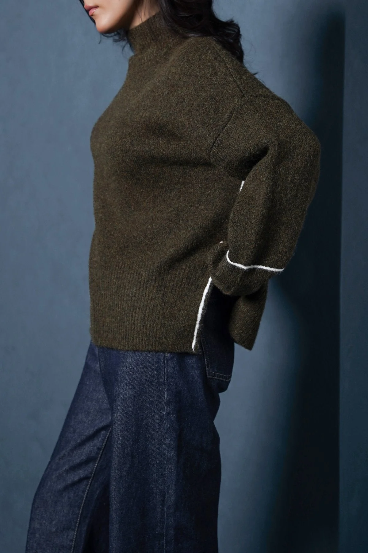LINEA MOCKNECK SWEATER - Image 6