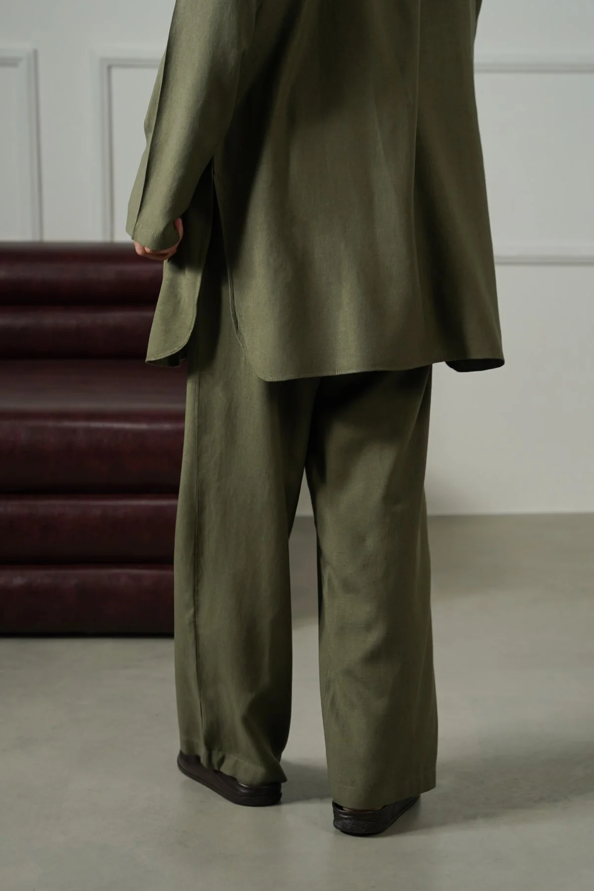LINEN BLEND RELAXED TROUSERS - Image 5
