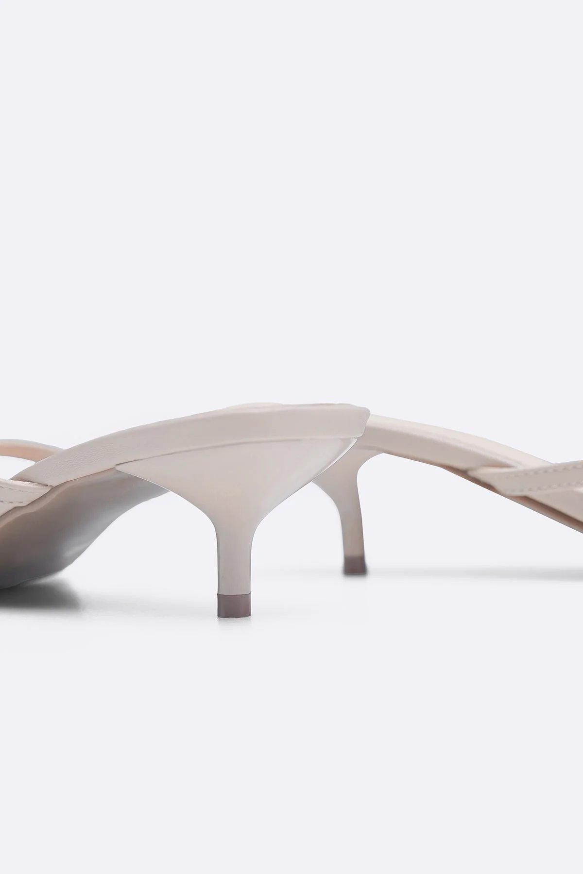 MALIBU KITTY HEELS - Image 5