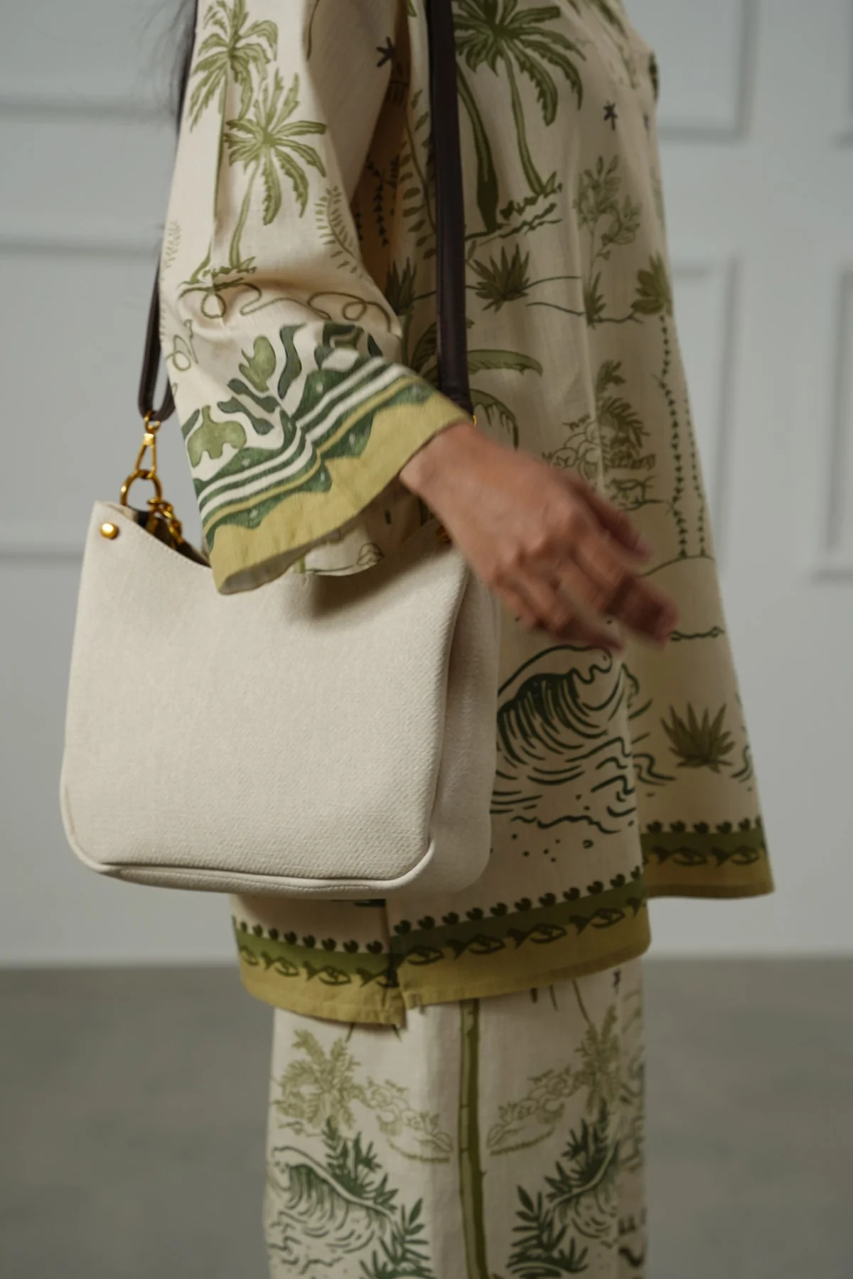 MUSEUM CHAIN BAG - Image 5