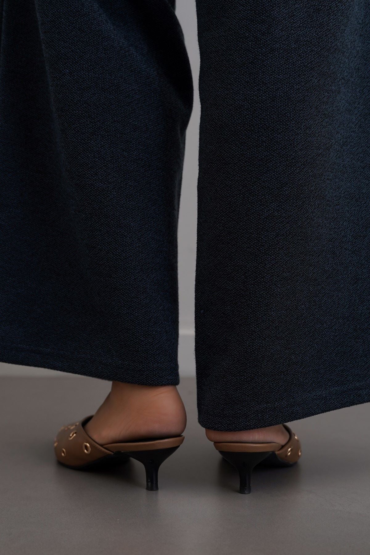 REBEL RIVETS HEELS - Image 4
