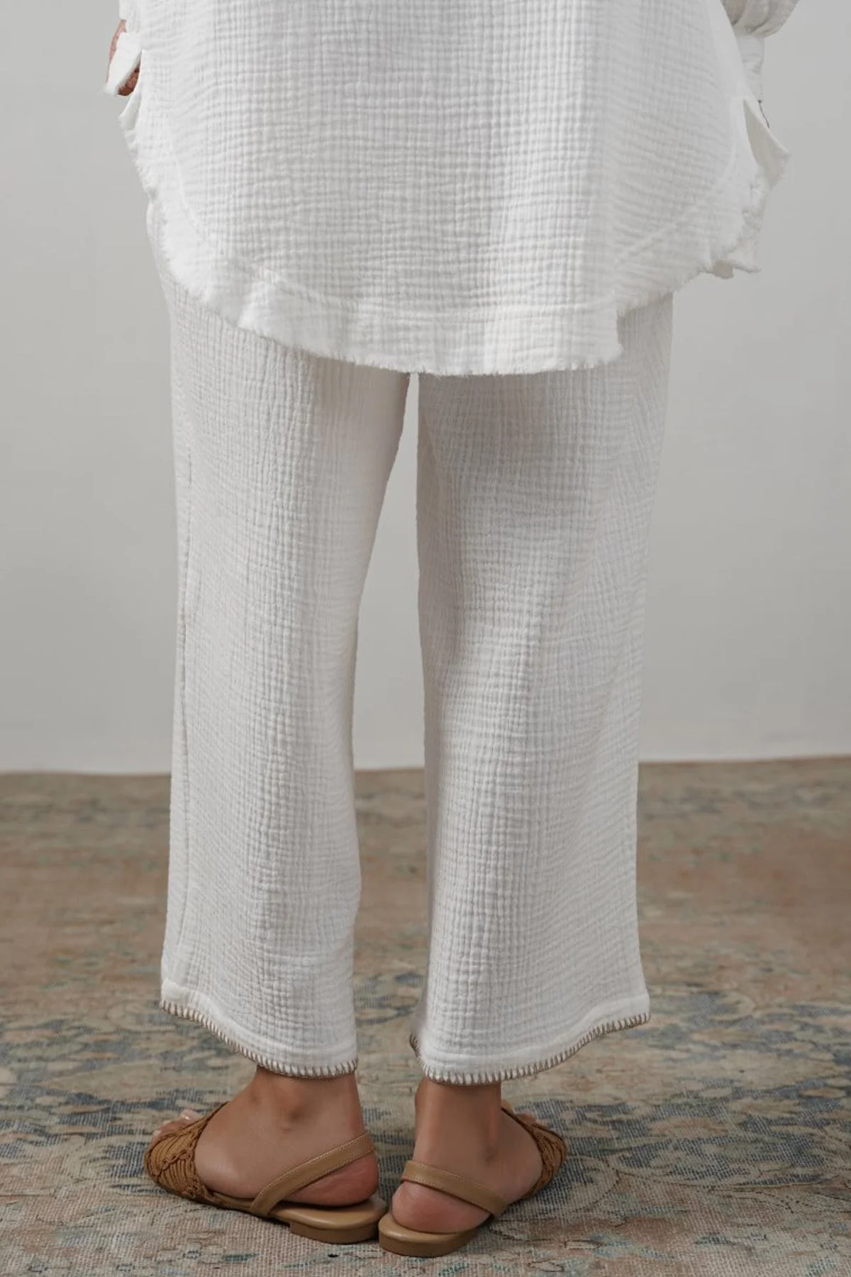 RESORT EMBROIDERED WIDE PANTS - Image 4