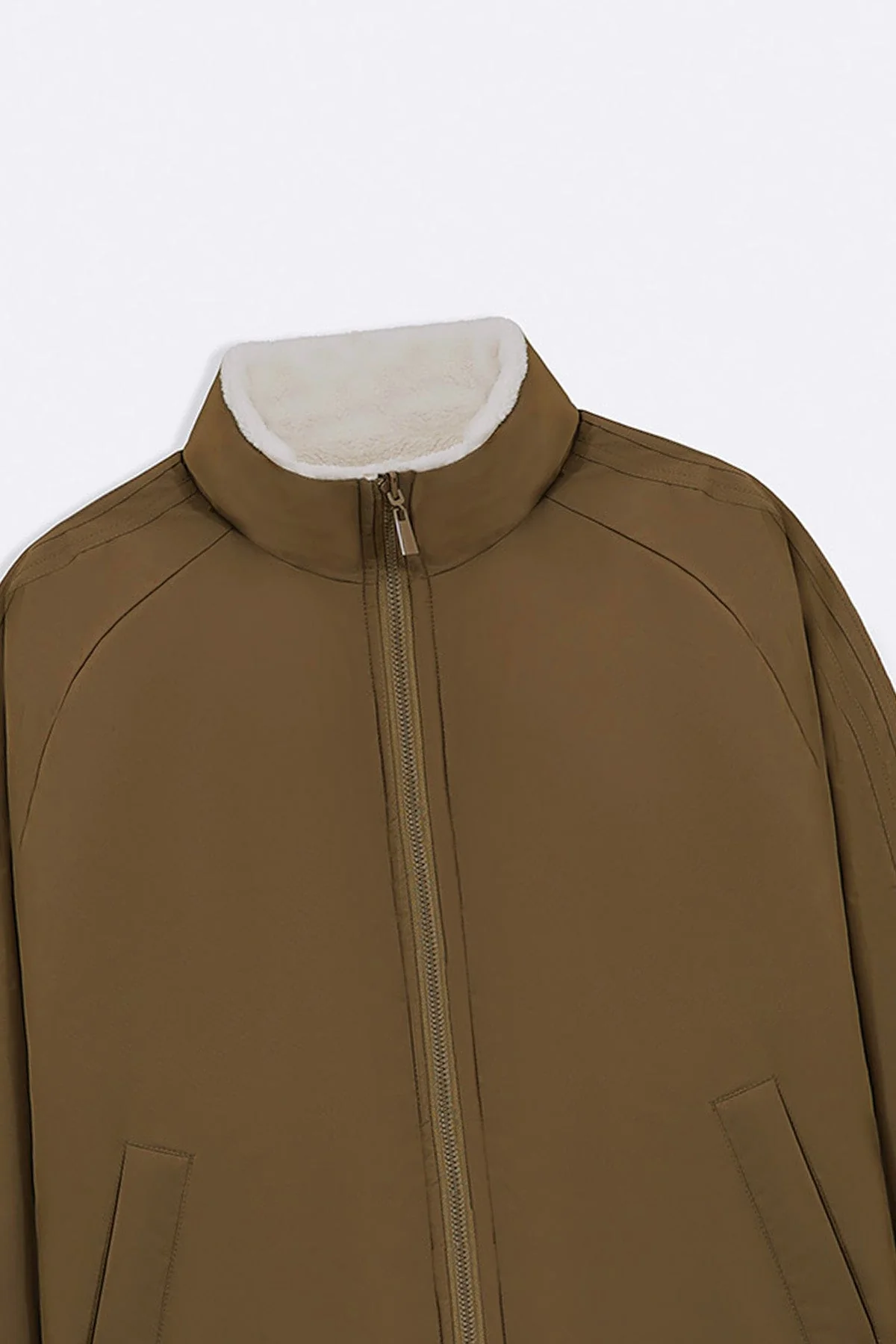 REVERSIBLE SHERPA PUFFER - Image 3