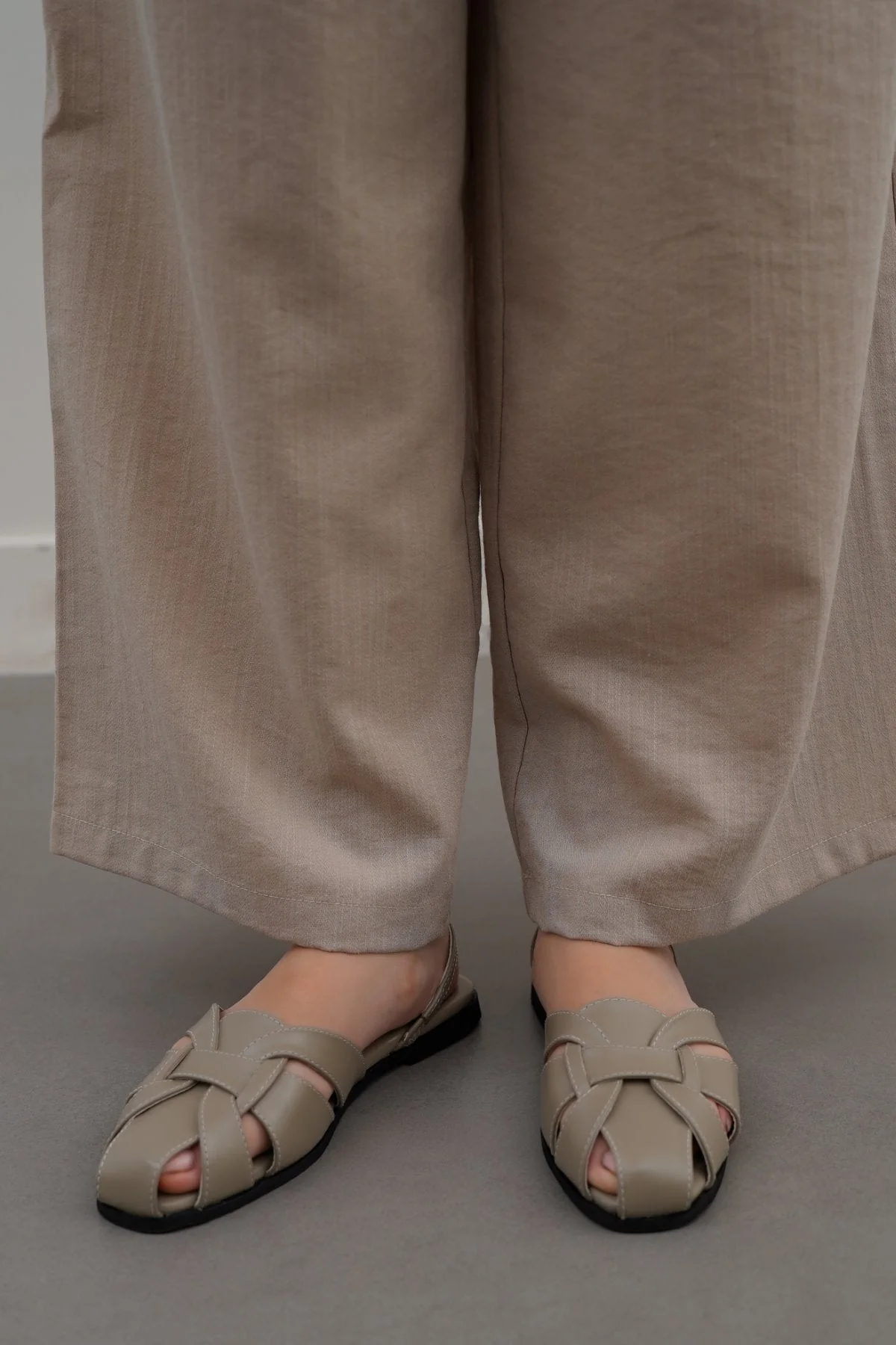 ROMAN FLAT SANDALS - Image 3