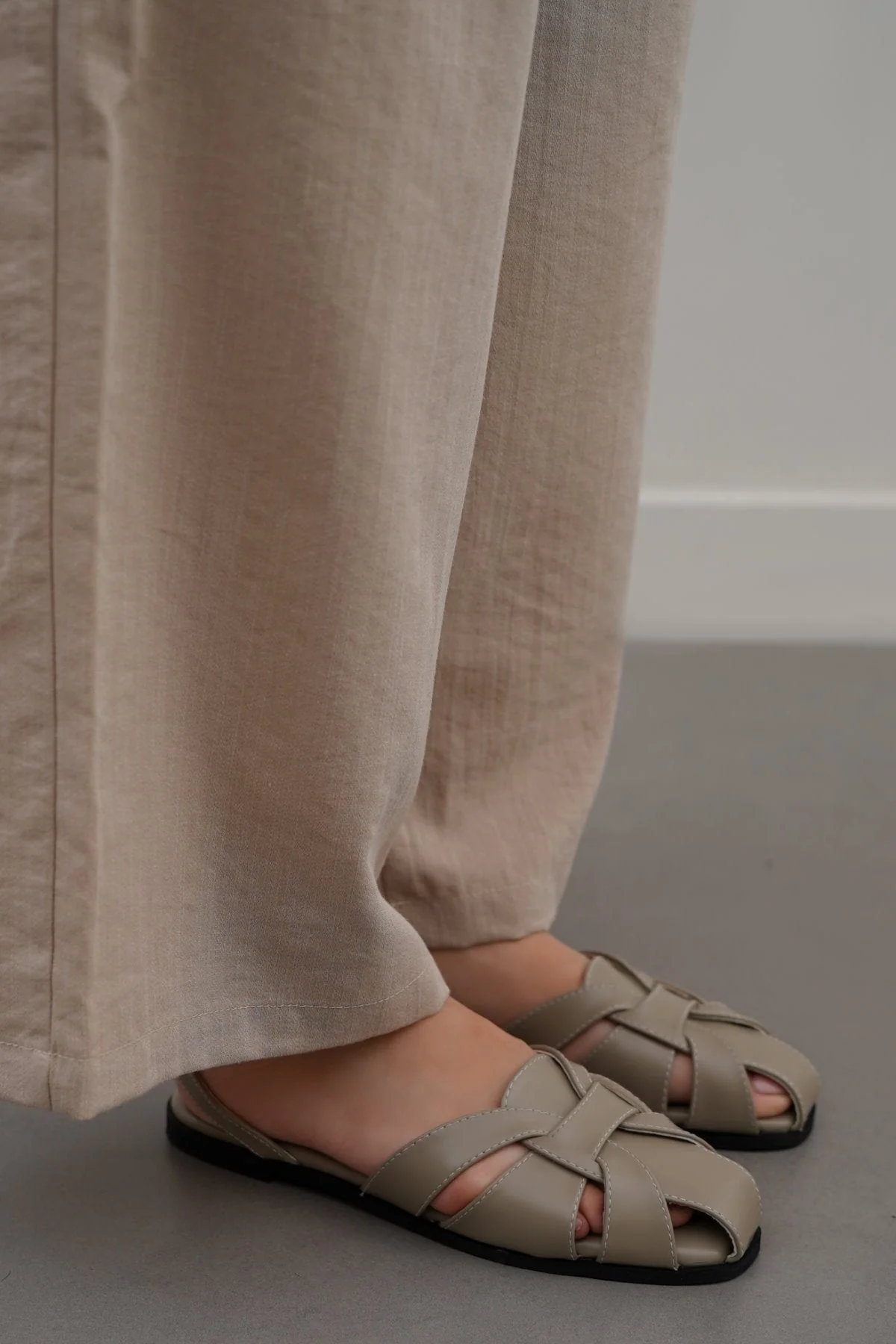ROMAN FLAT SANDALS - Image 4