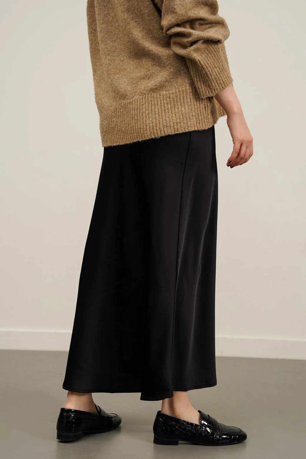 SATIN LONG SKIRT - Image 5