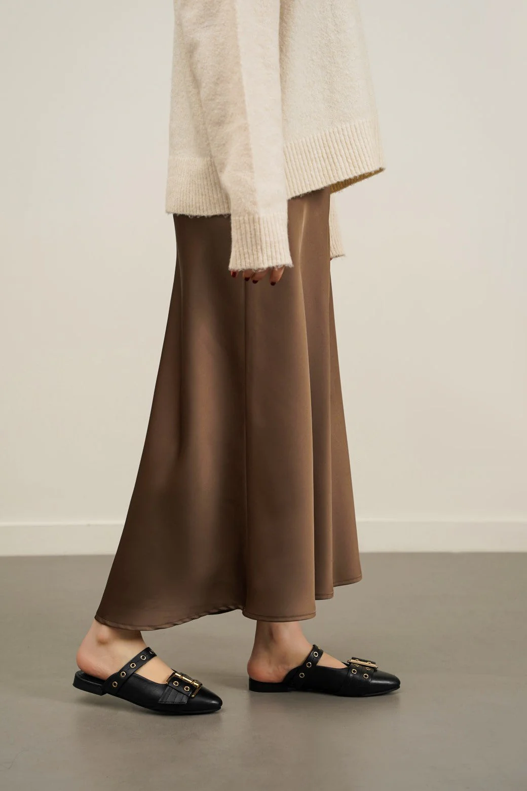 SATIN LONG SKIRT - Image 3