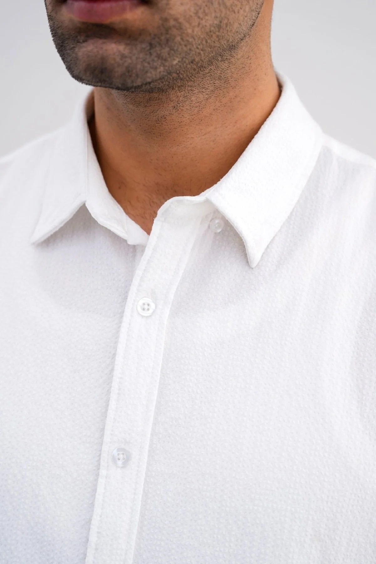 SEERSUCKER BUTTON DOWN SHIRT - Image 3