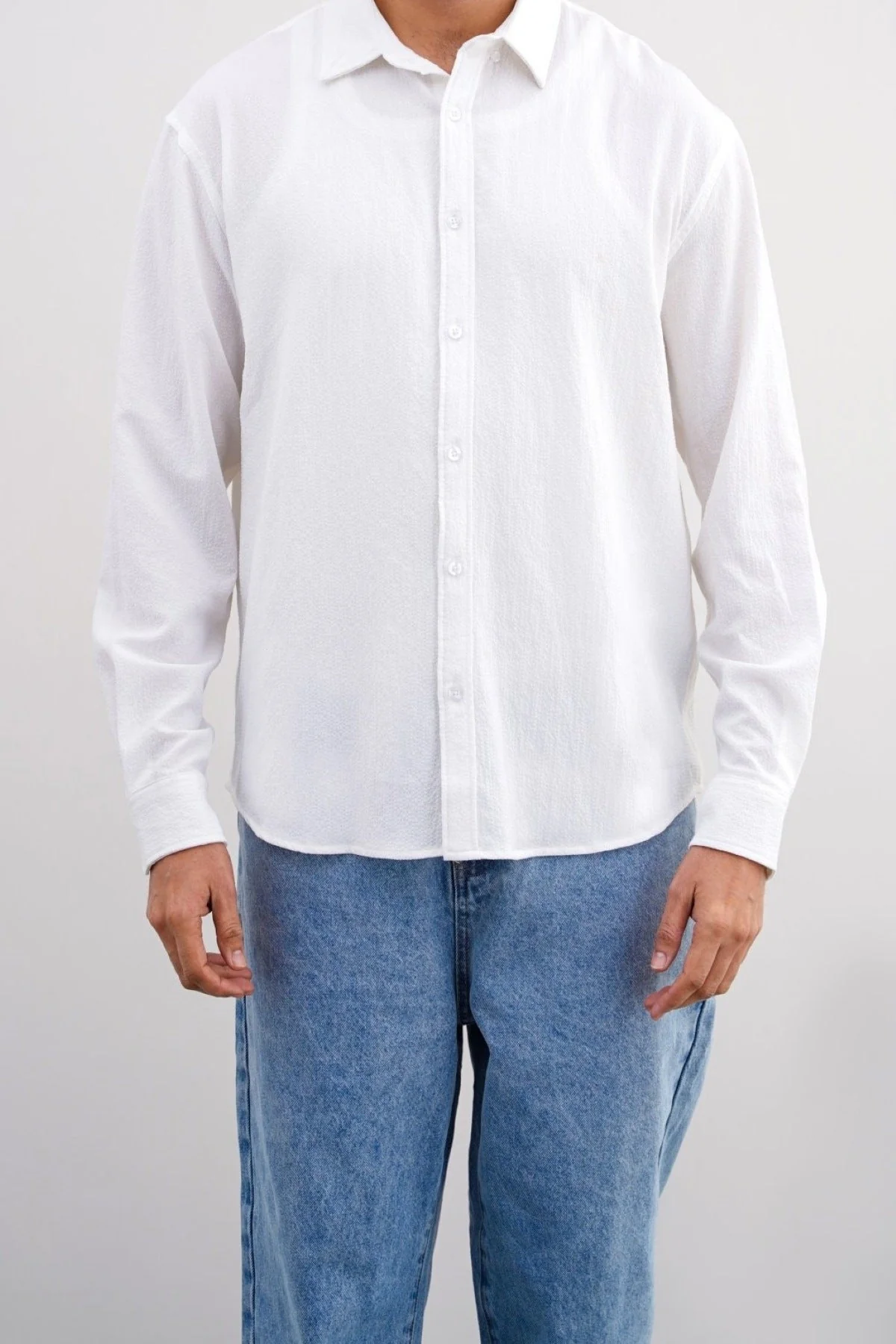 SEERSUCKER BUTTON DOWN SHIRT - Image 7