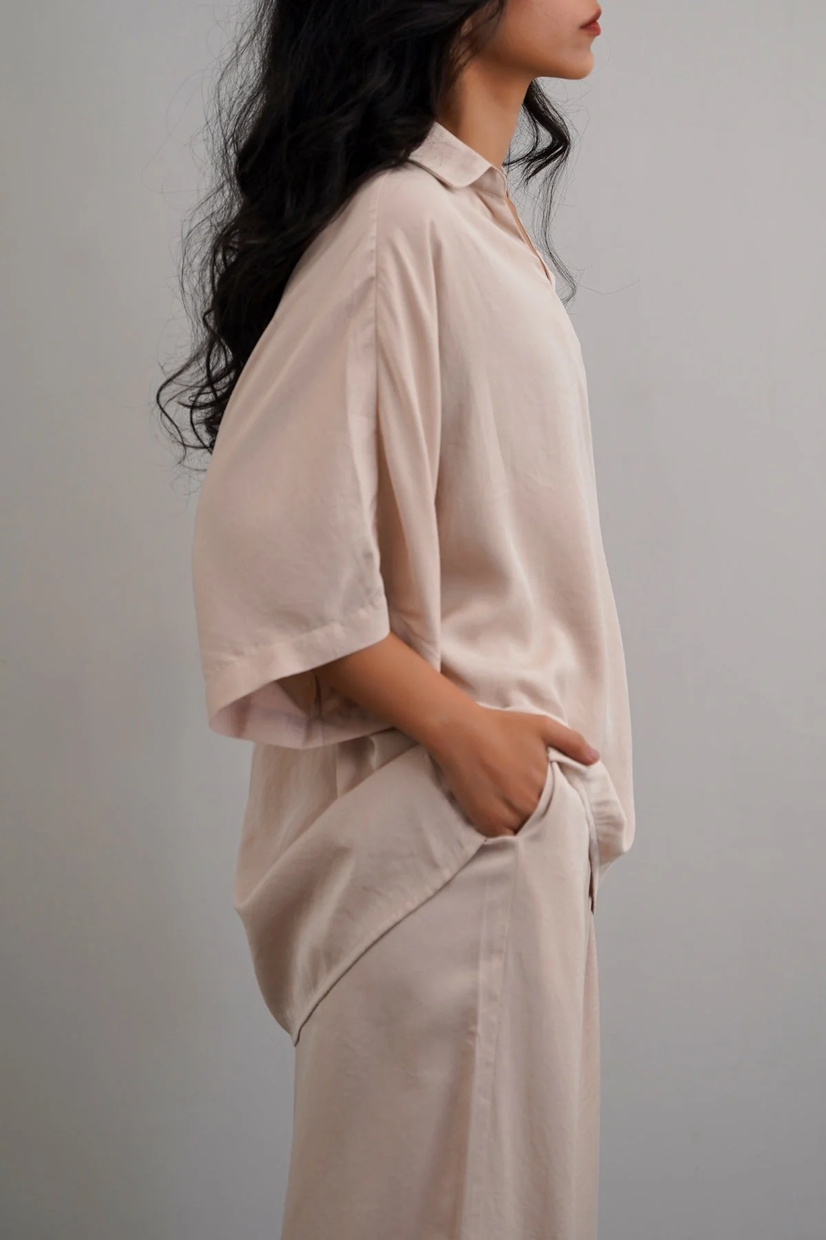 SLEEK SILK BLOUSE - Image 6