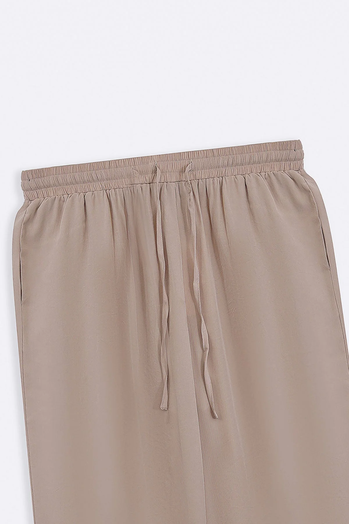 SLEEK SILK TROUSERS - Image 6