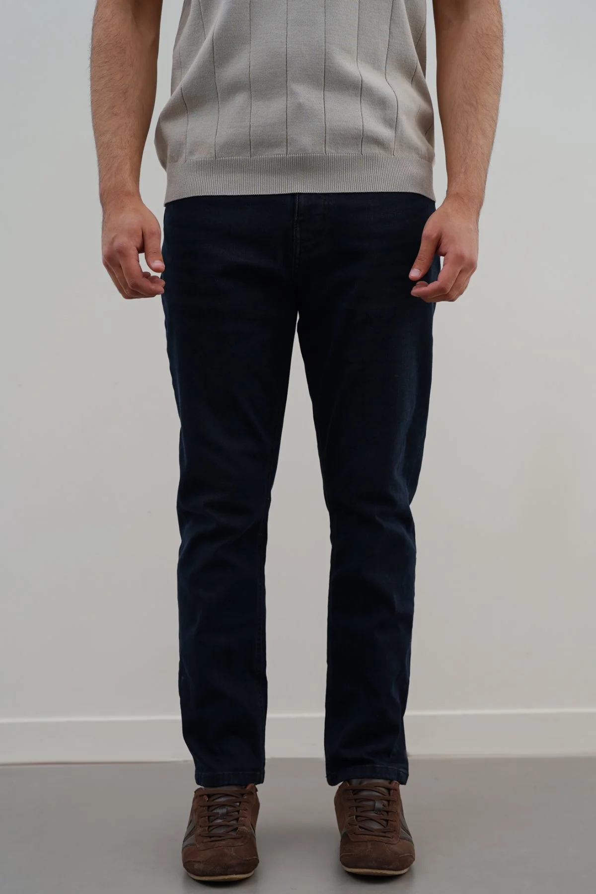 SLIM-FIT JEANS