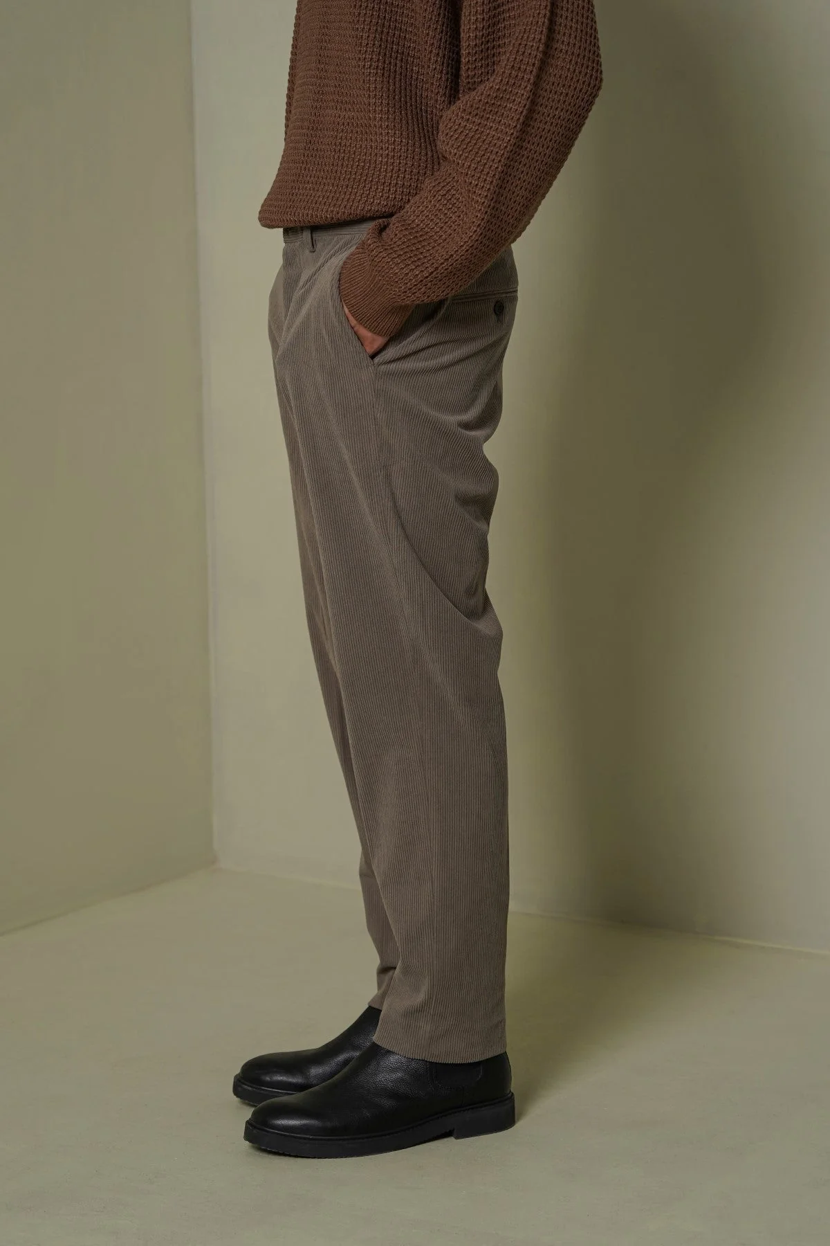 SLIMFIT CORDUROY PANTS - Image 7