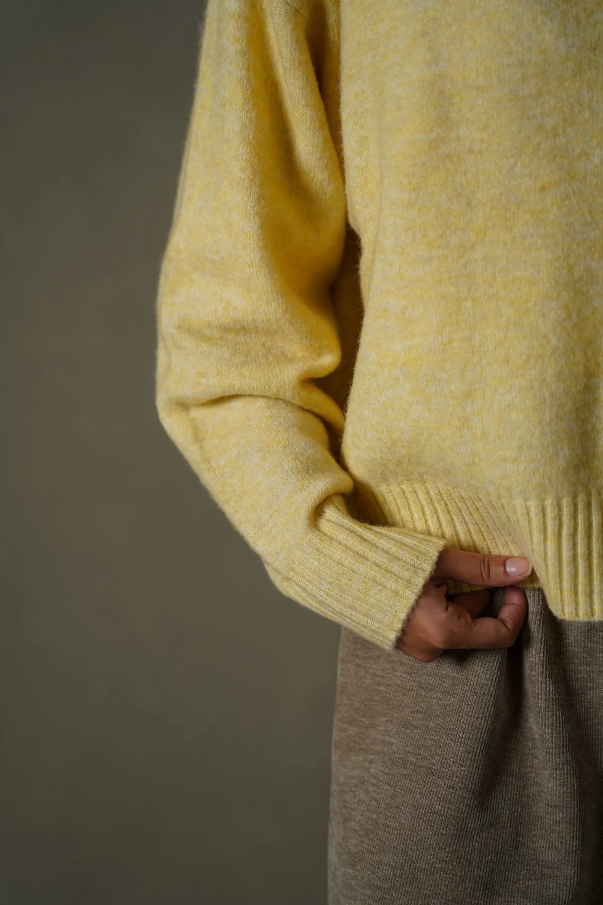 SOFT BUTTER SWEATER - Image 2