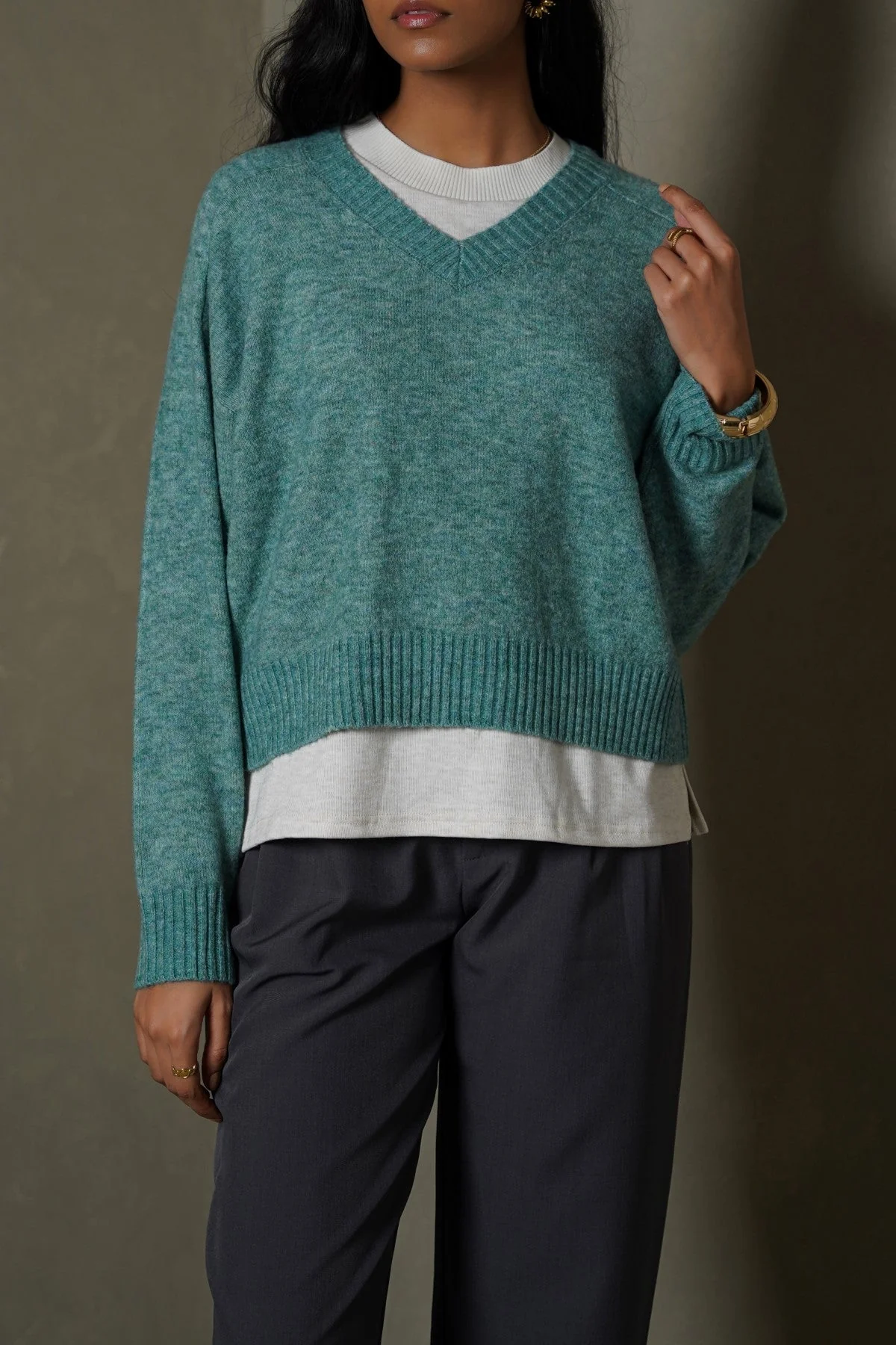 SOFT BUTTER SWEATER