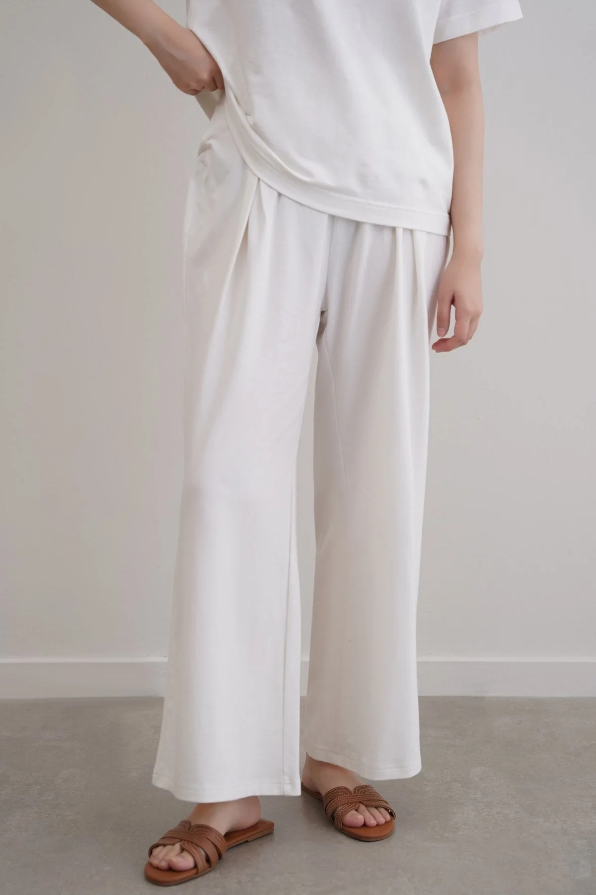 STRAIGHT BOX-PLEAT TROUSERS - Image 2