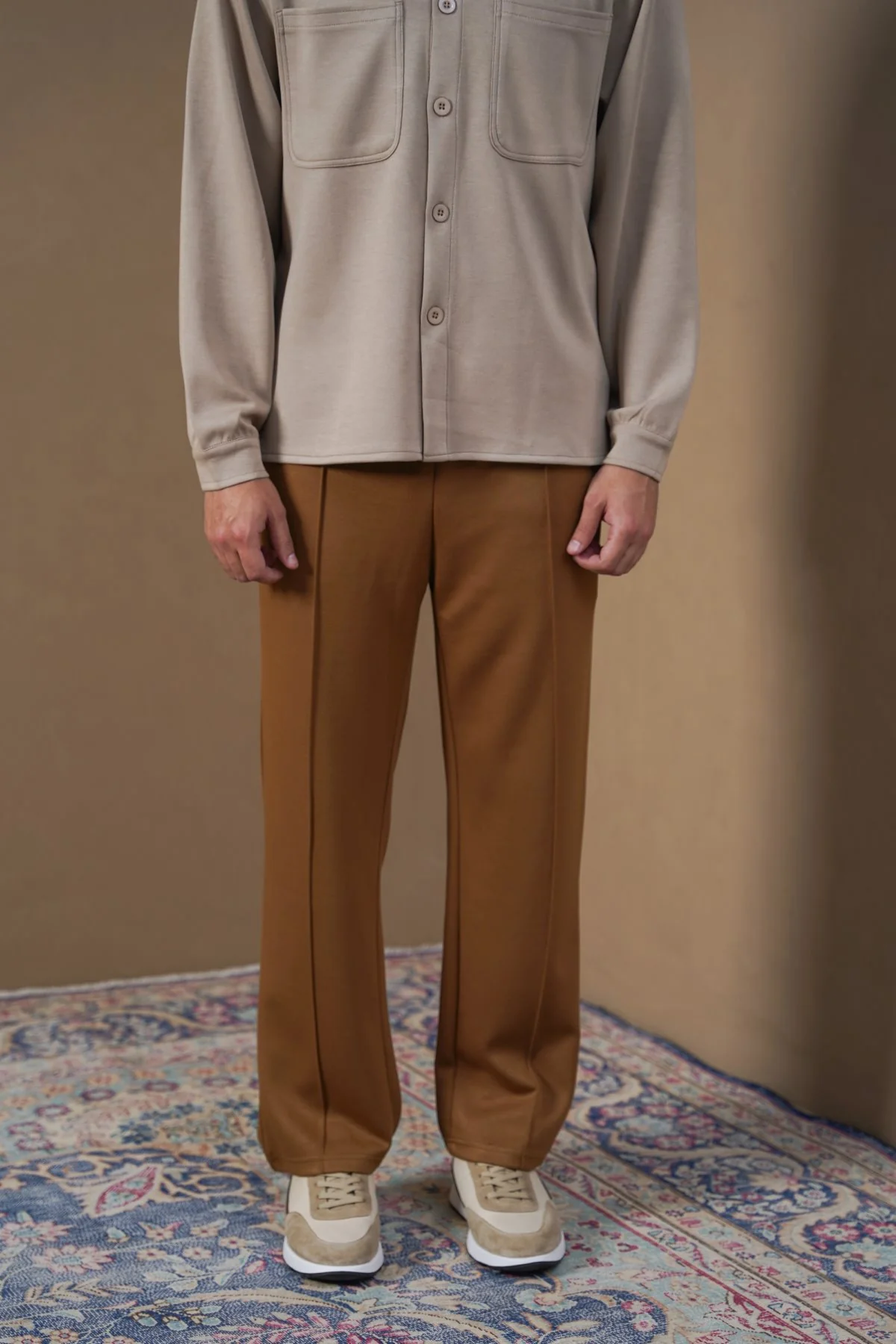 STRAIGHT KNITTED PANTS