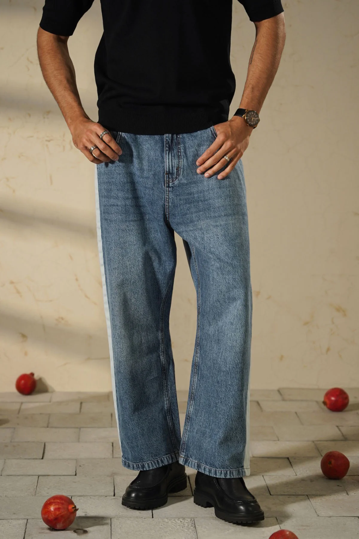 JEANS WITH STRIPE DETAIL - Image 6