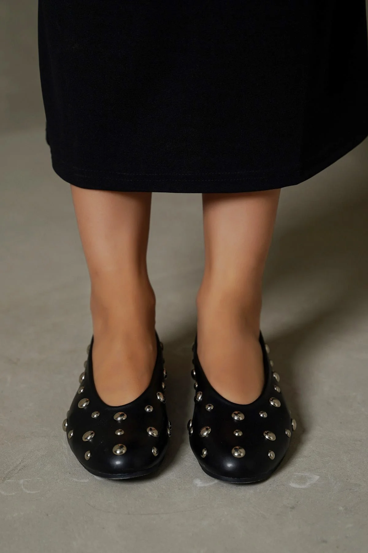 STUDDED STREET PUMPS - Image 2