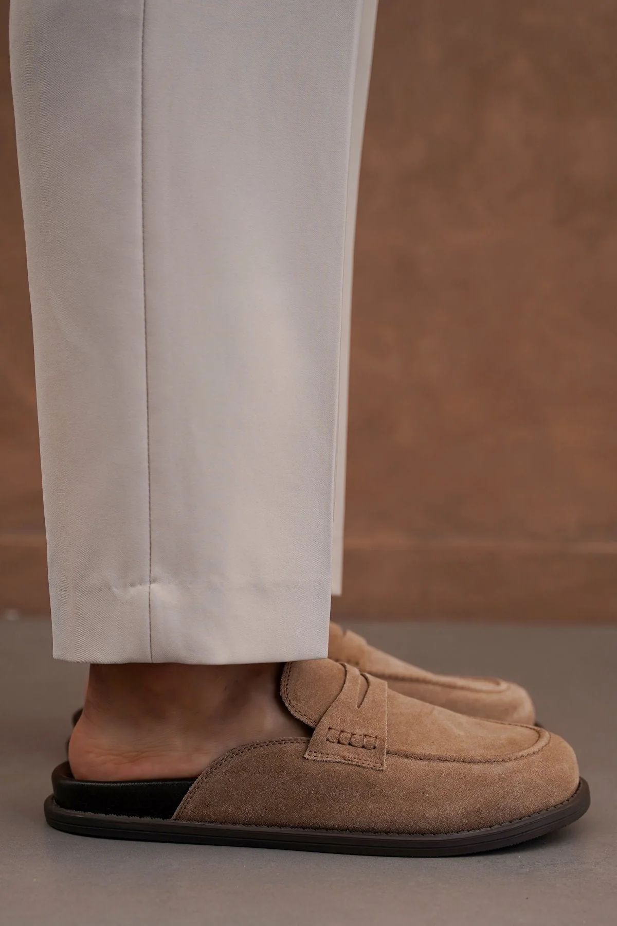 SUEDE LEATHER MULES - Image 6