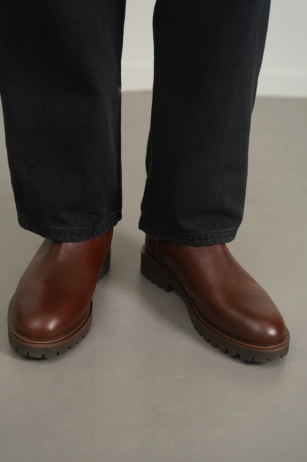 TEXTURED LEATHER CHELSEAS - Image 3